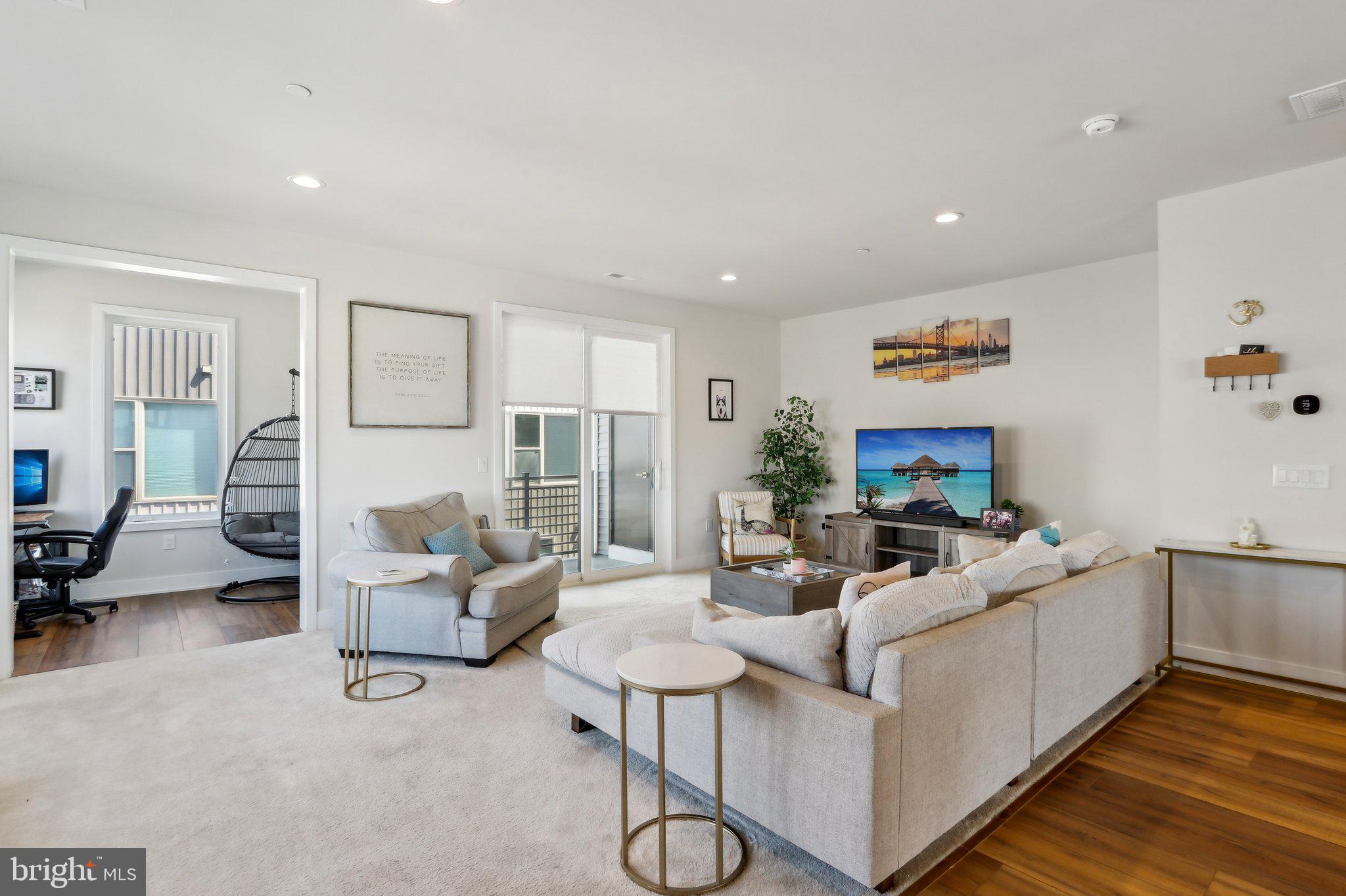 NORTHBANK - Residential