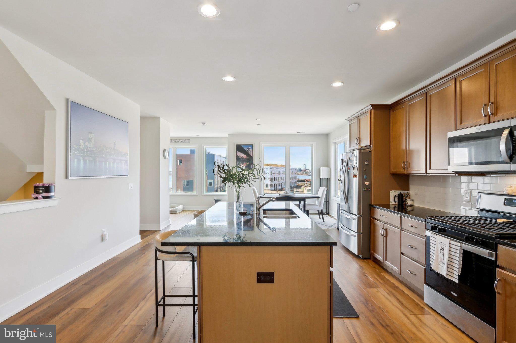 NORTHBANK - Residential