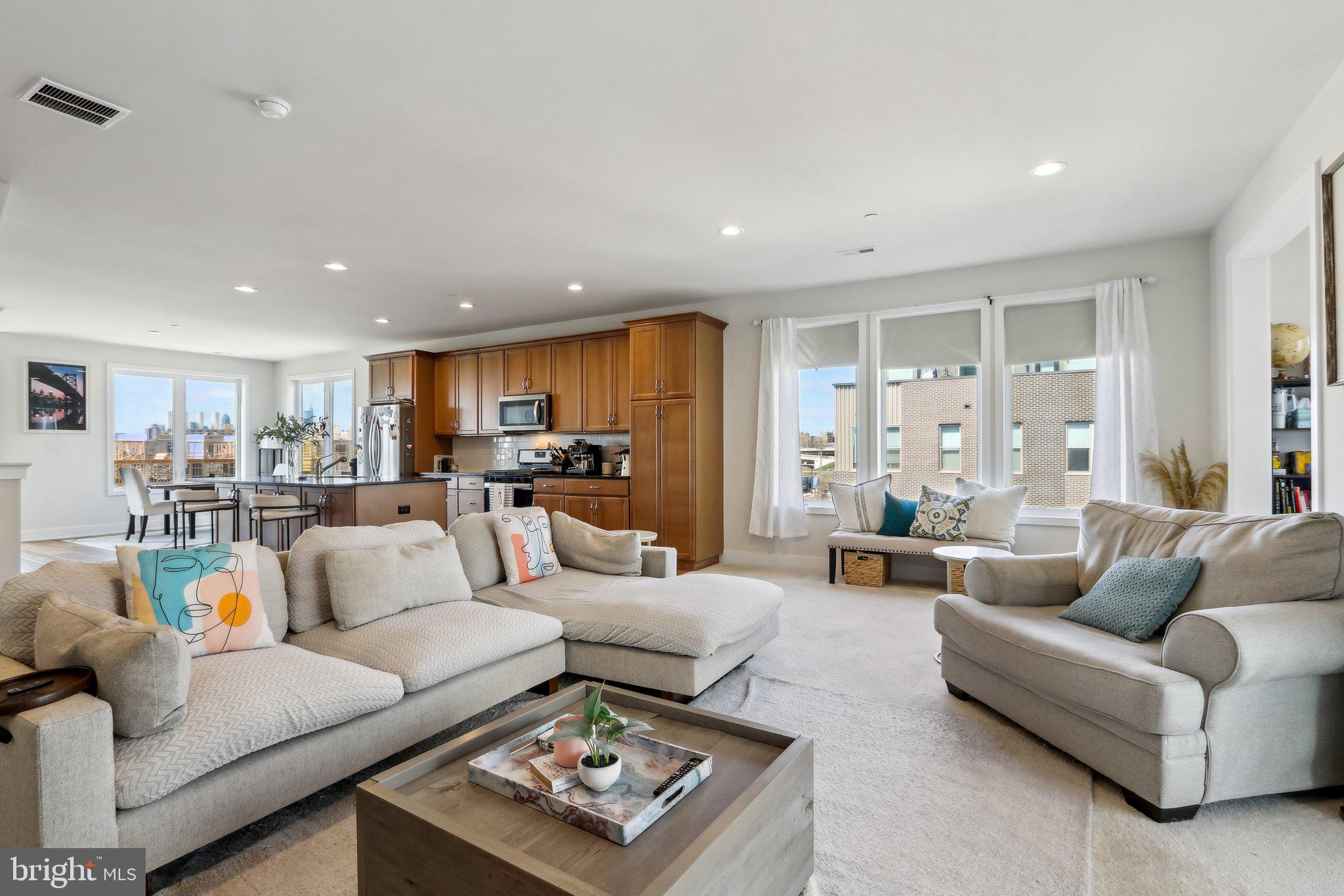 NORTHBANK - Residential