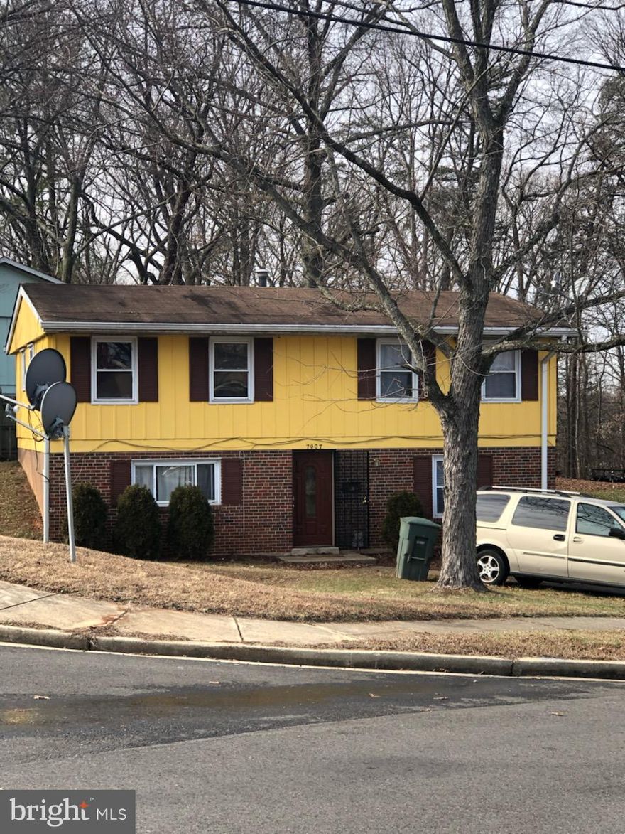 Home back on the market!!! short sale Home needs work but has lots of potential living space, huge yard, driveway, 4 bedroom home is priced to sell FAST. Appraisal at 250K Submit your best off NOW!!! Agents lockbox with the back door key is on the meter on side of house.