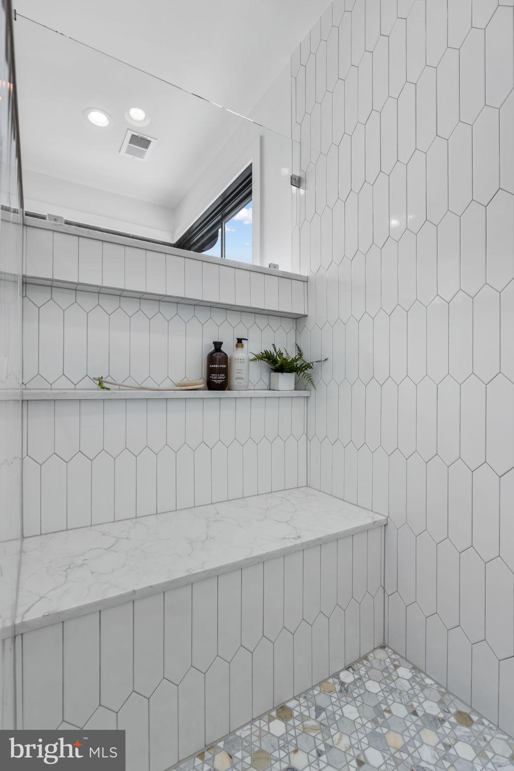 LACEY FOREST - Residential