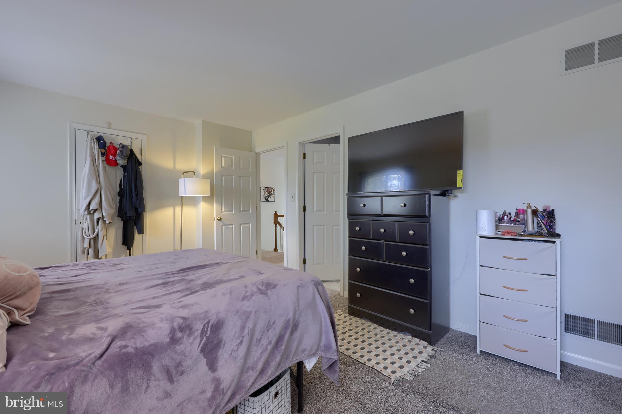 CROSSGATES - Residential