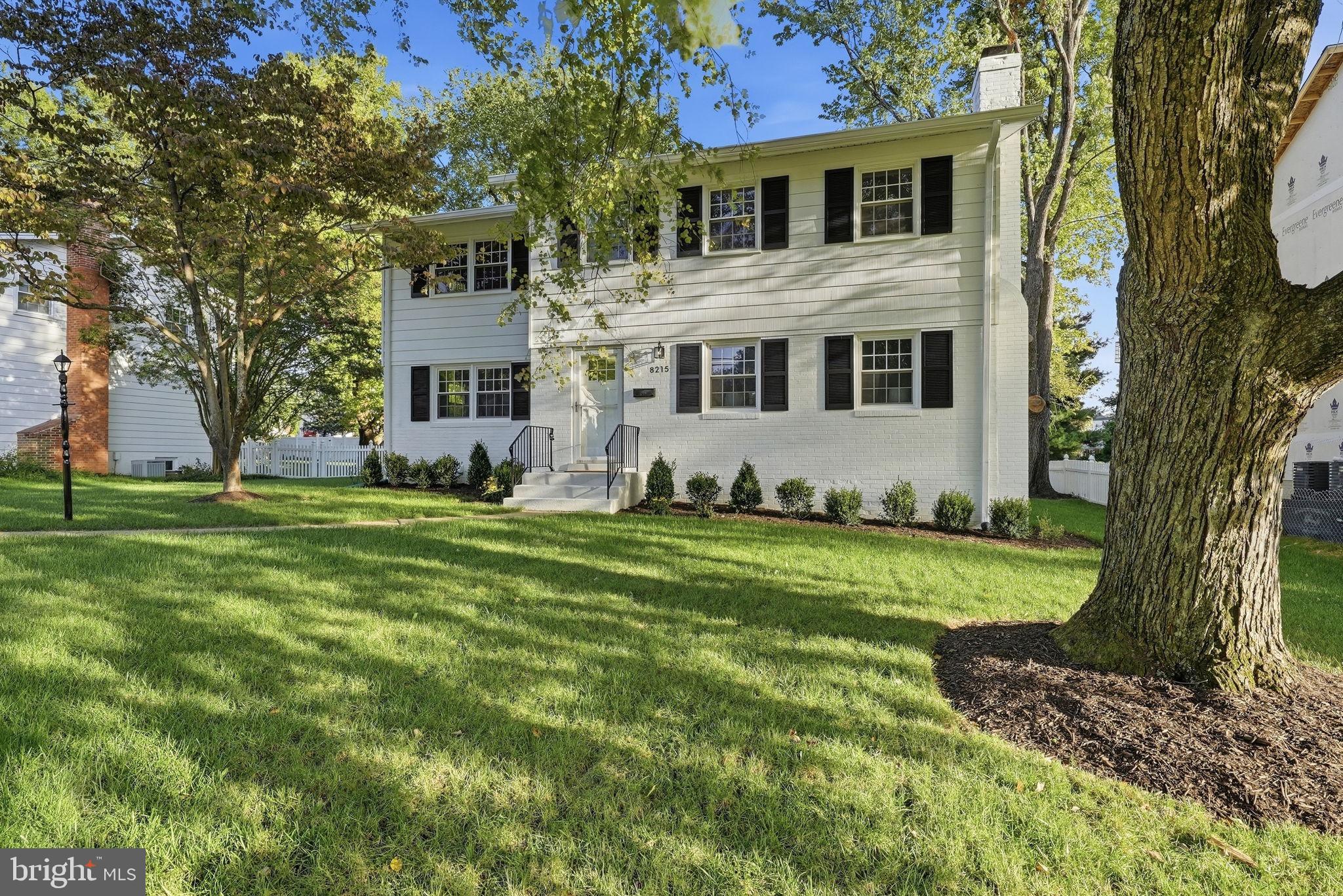 8215 BUCKNELL DRIVE