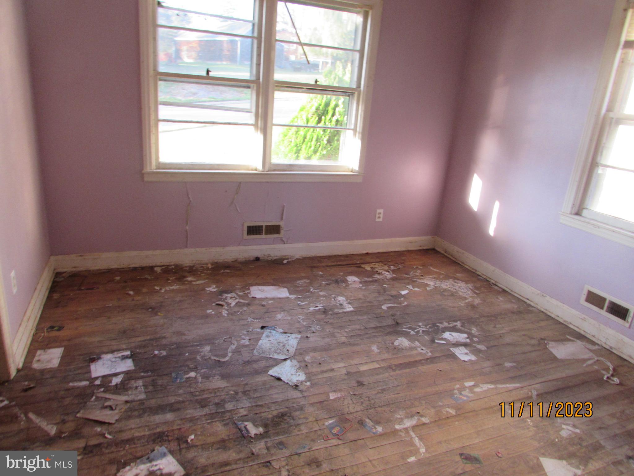 WOODLAWN - Residential