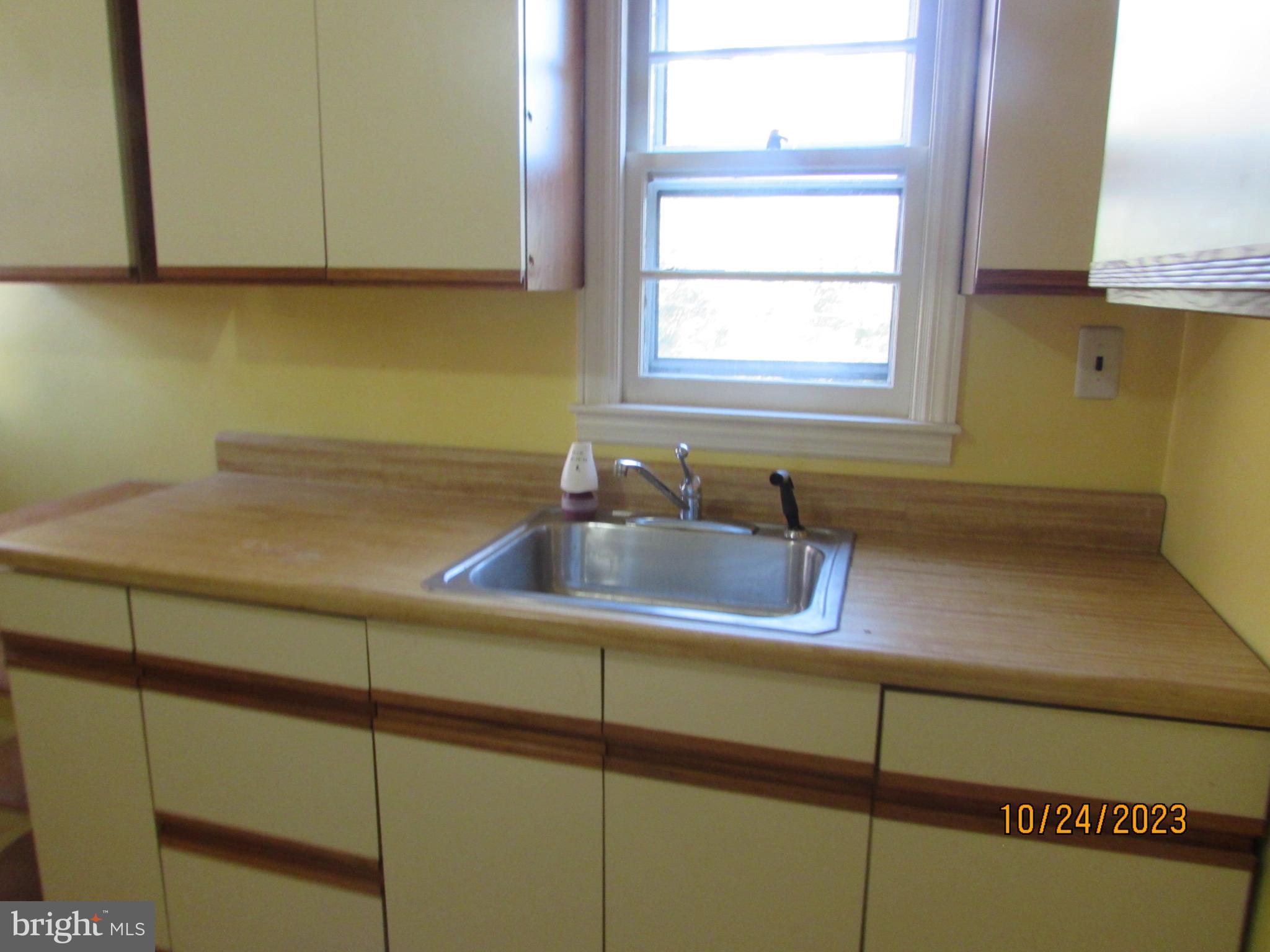 WOODLAWN - Residential