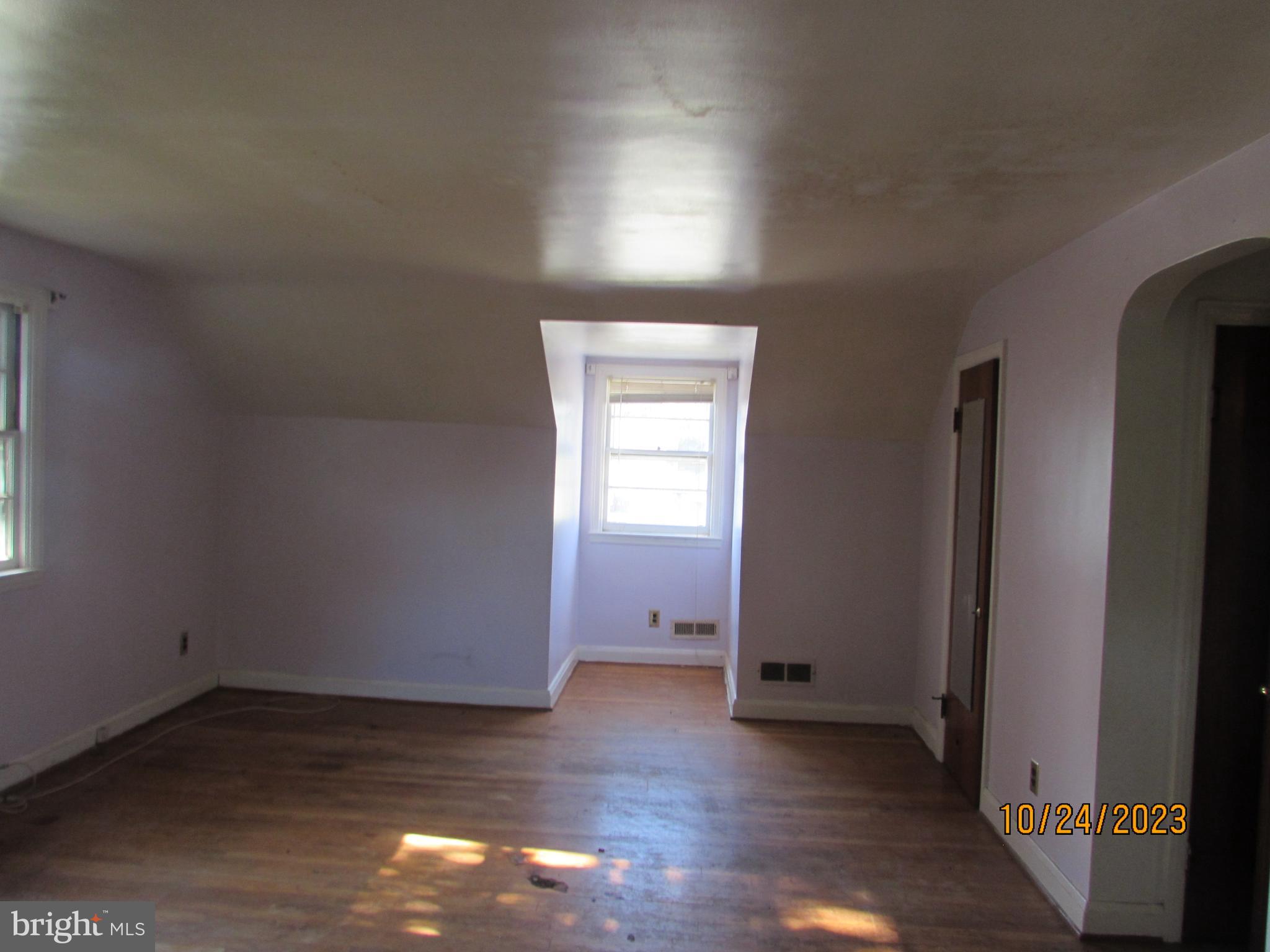 WOODLAWN - Residential