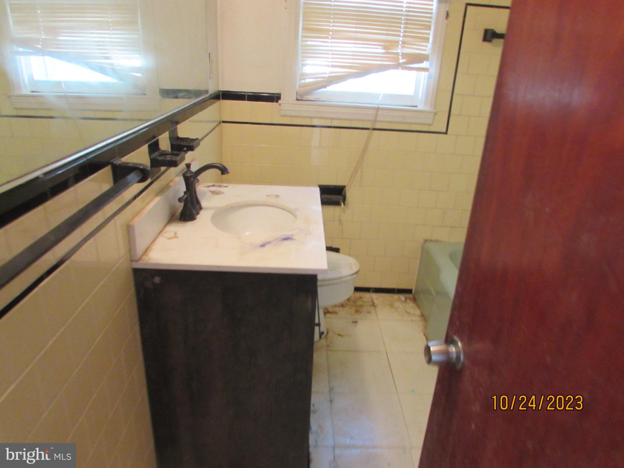 WOODLAWN - Residential