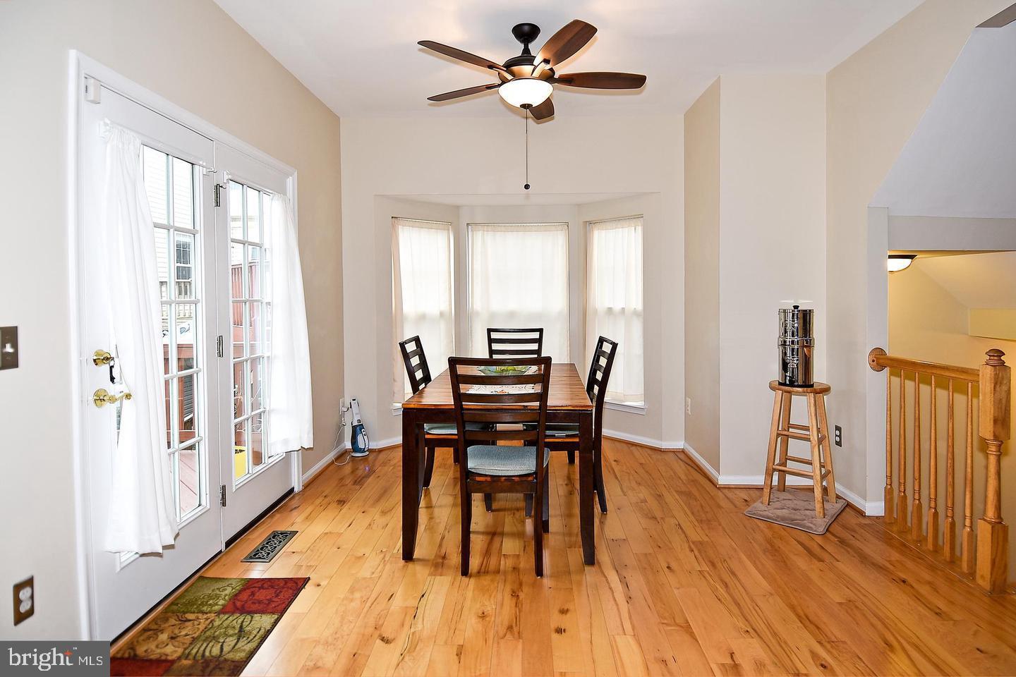 SOUTH RIDING - Residential Lease