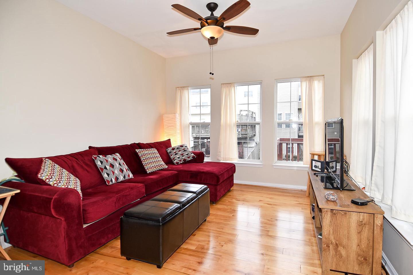 SOUTH RIDING - Residential Lease