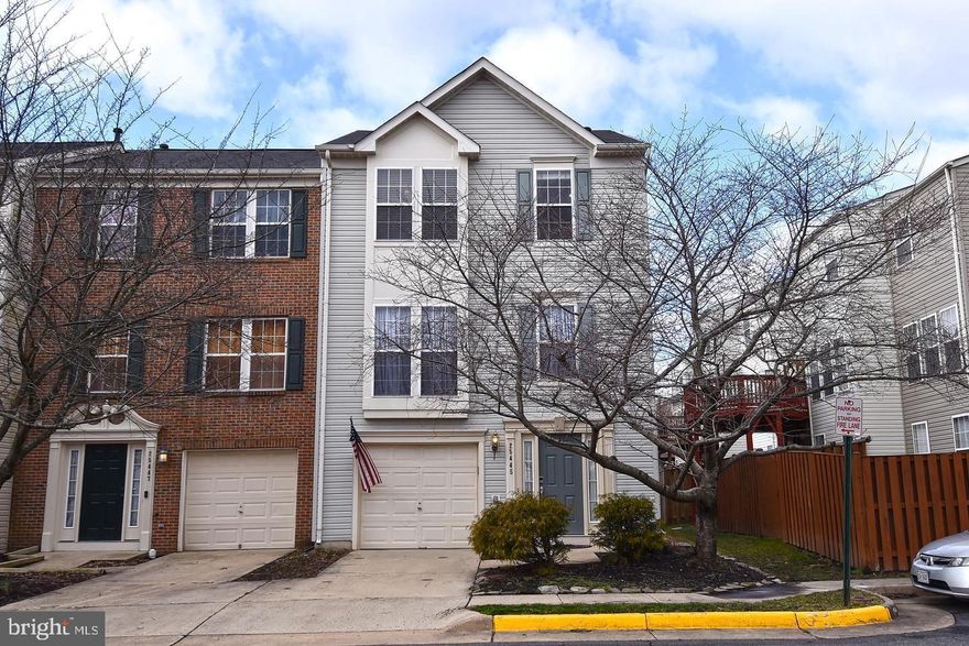 Stunning End-Unit Townhome with Garage in Sought-After South Riding!

This beautifully maintained home offers the perfect blend of style and convenience, featuring a one-car garage and plenty of extra parking for guests. Enjoy gleaming hardwood floors throughout both the main and upper levels. The gourmet kitchen boasts rich cherry cabinets, sleek stainless steel appliances, granite countertops, and a spacious center island. So ideal for entertaining! Soaring vaulted ceilings and ceiling fans add comfort and elegance to the upper-level bedrooms. Come outside to a fully fenced backyard with a generous two-level deck.  Perfectly situated . Perfect for relaxing or hosting gatherings!

Move In Fee $150