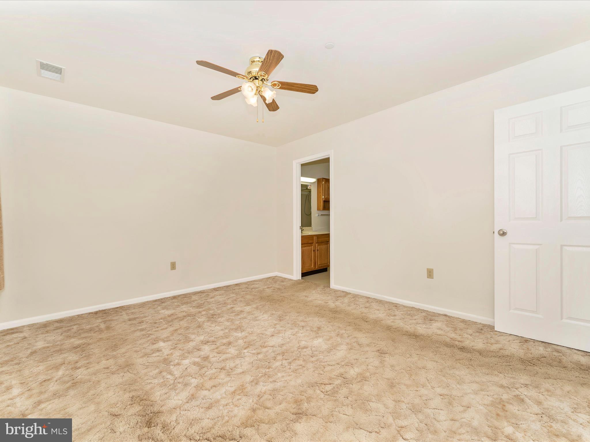 SOUTH POINTE - Residential