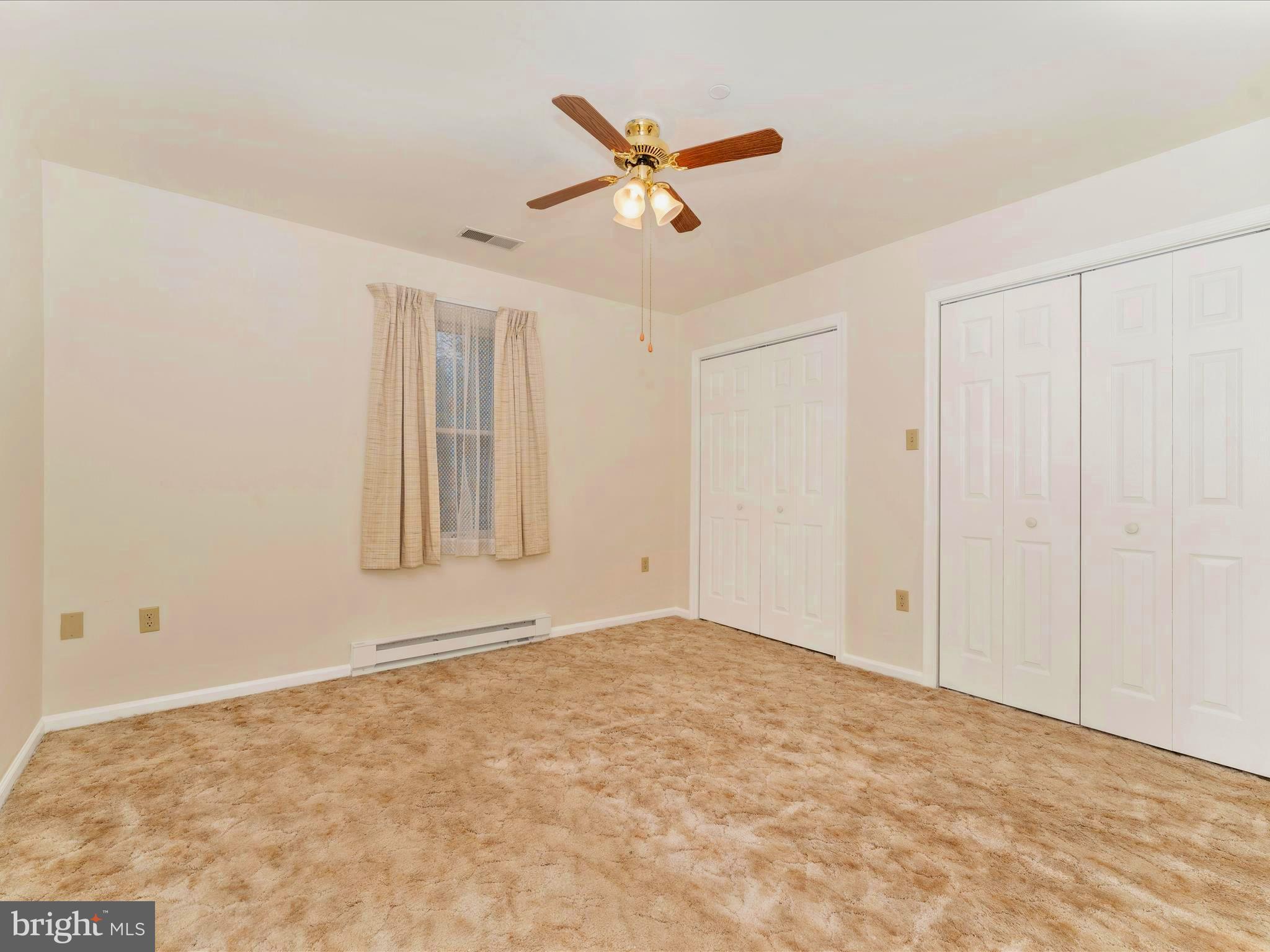 SOUTH POINTE - Residential