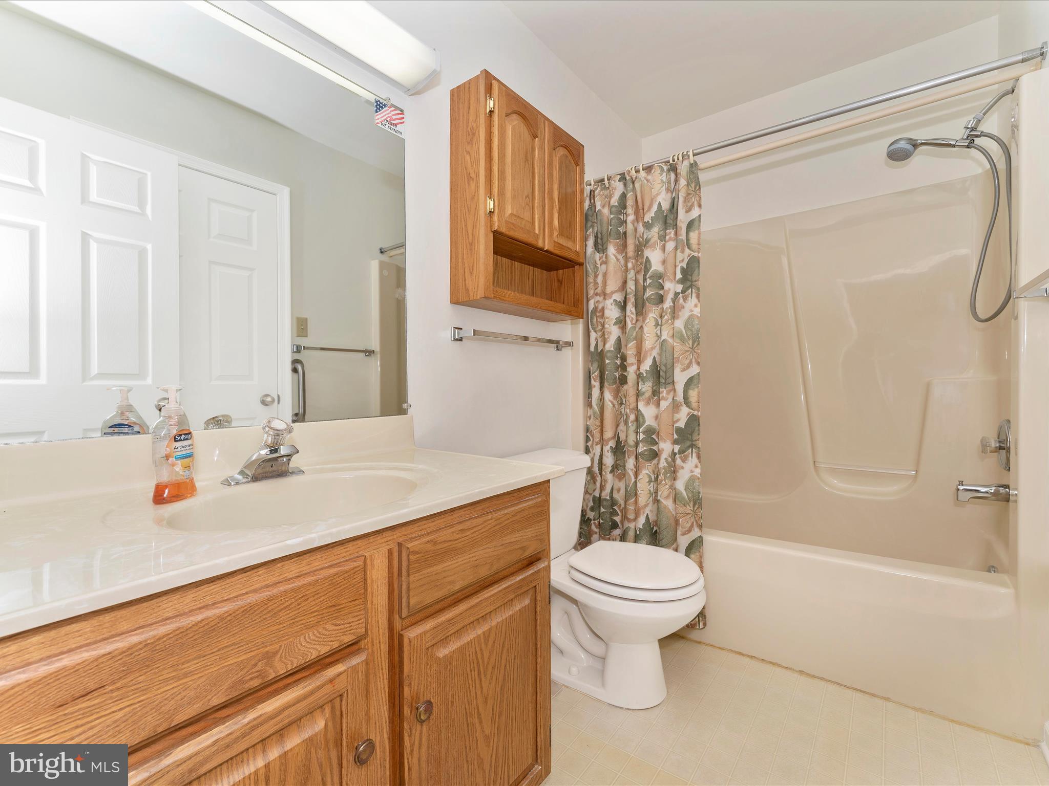 SOUTH POINTE - Residential