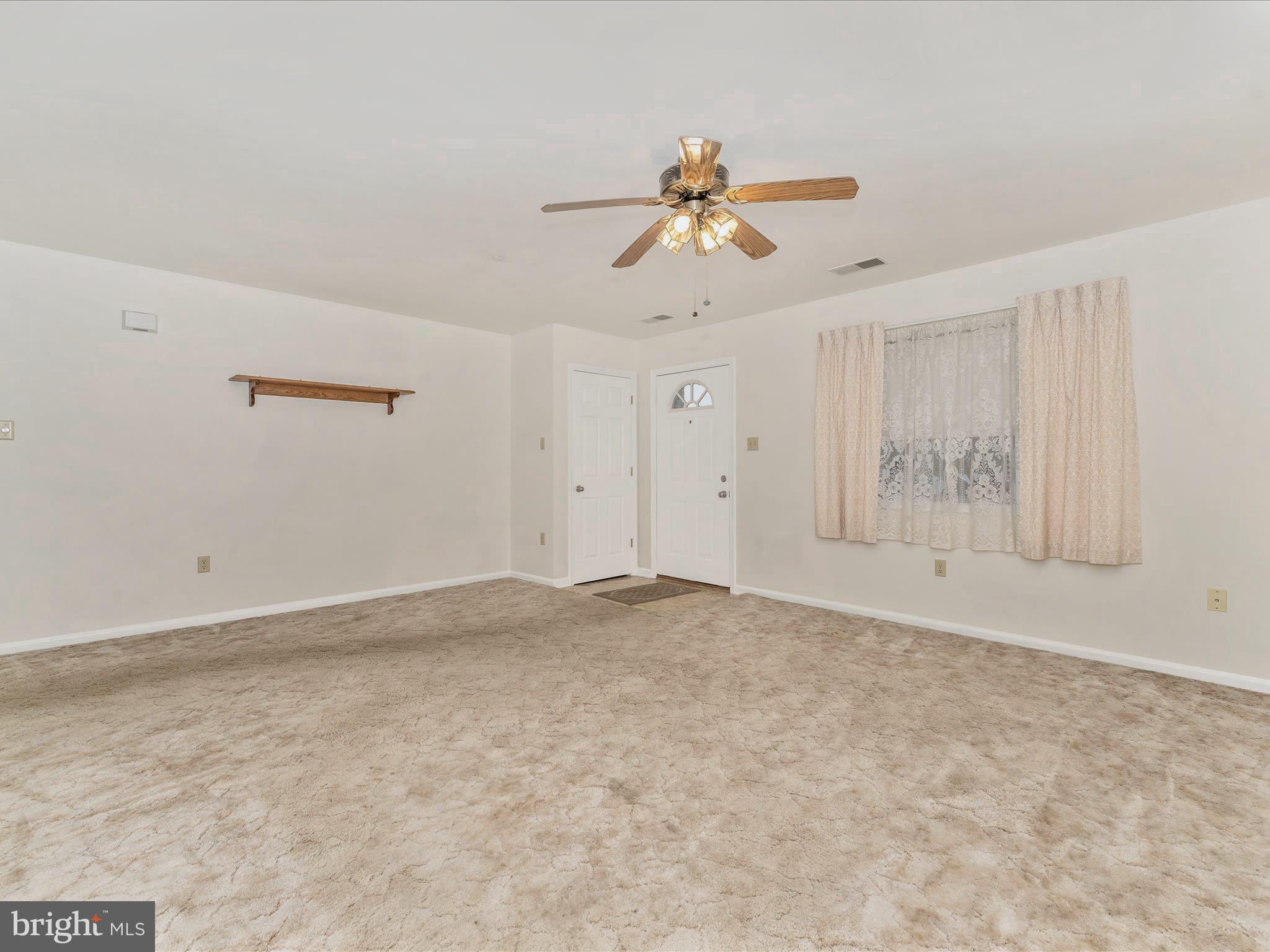 SOUTH POINTE - Residential