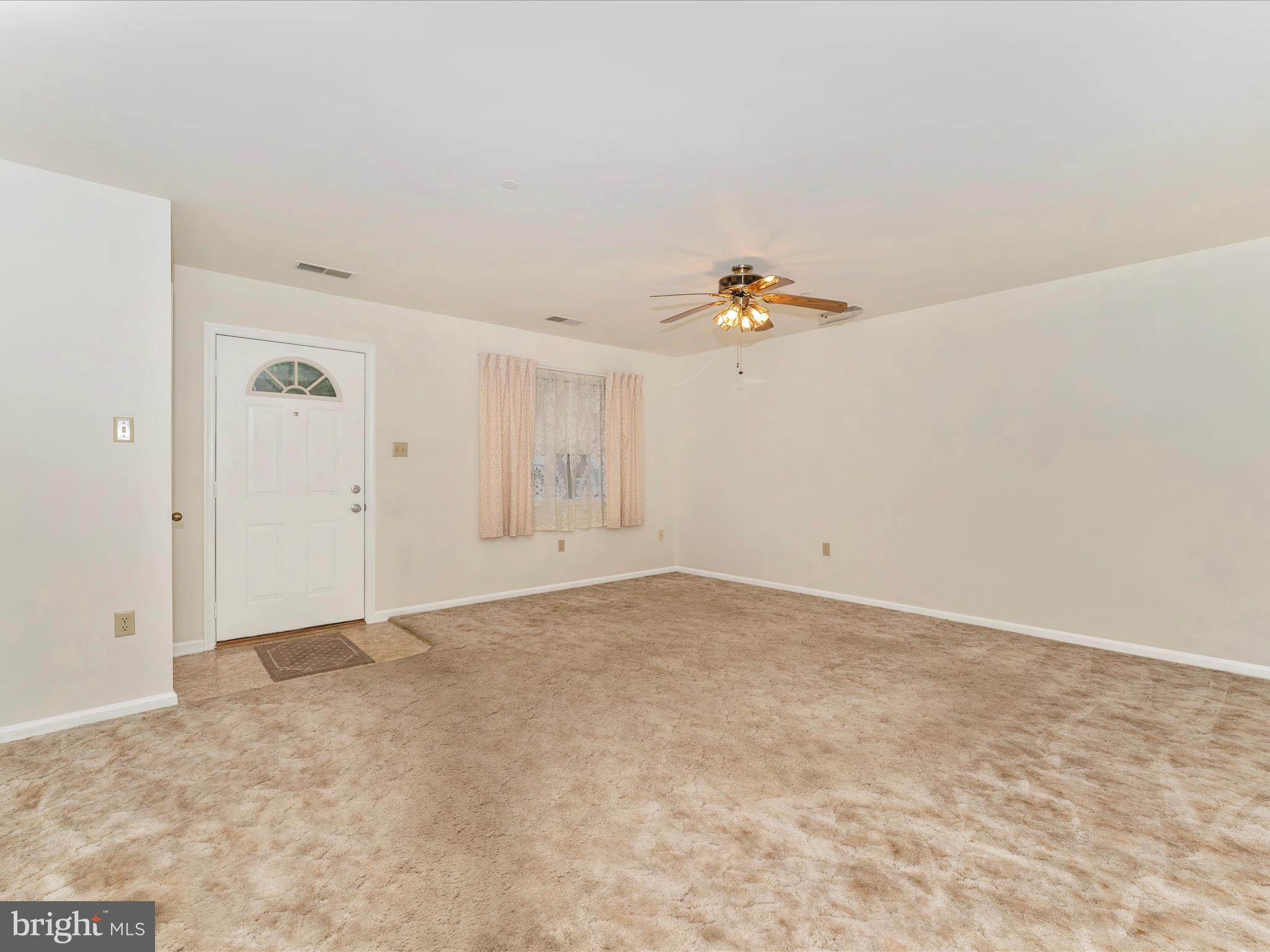 SOUTH POINTE - Residential