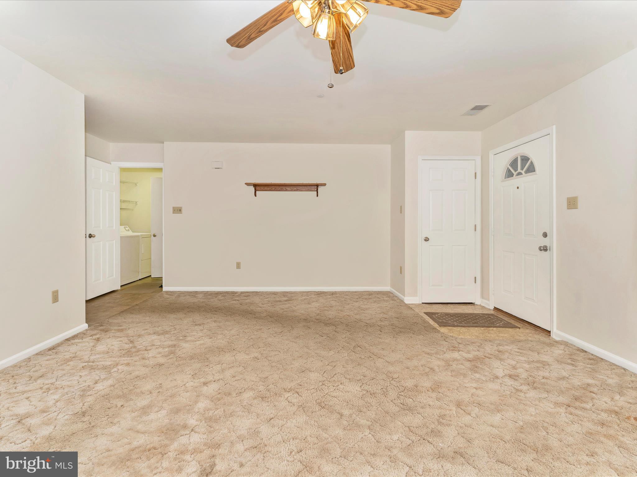 SOUTH POINTE - Residential