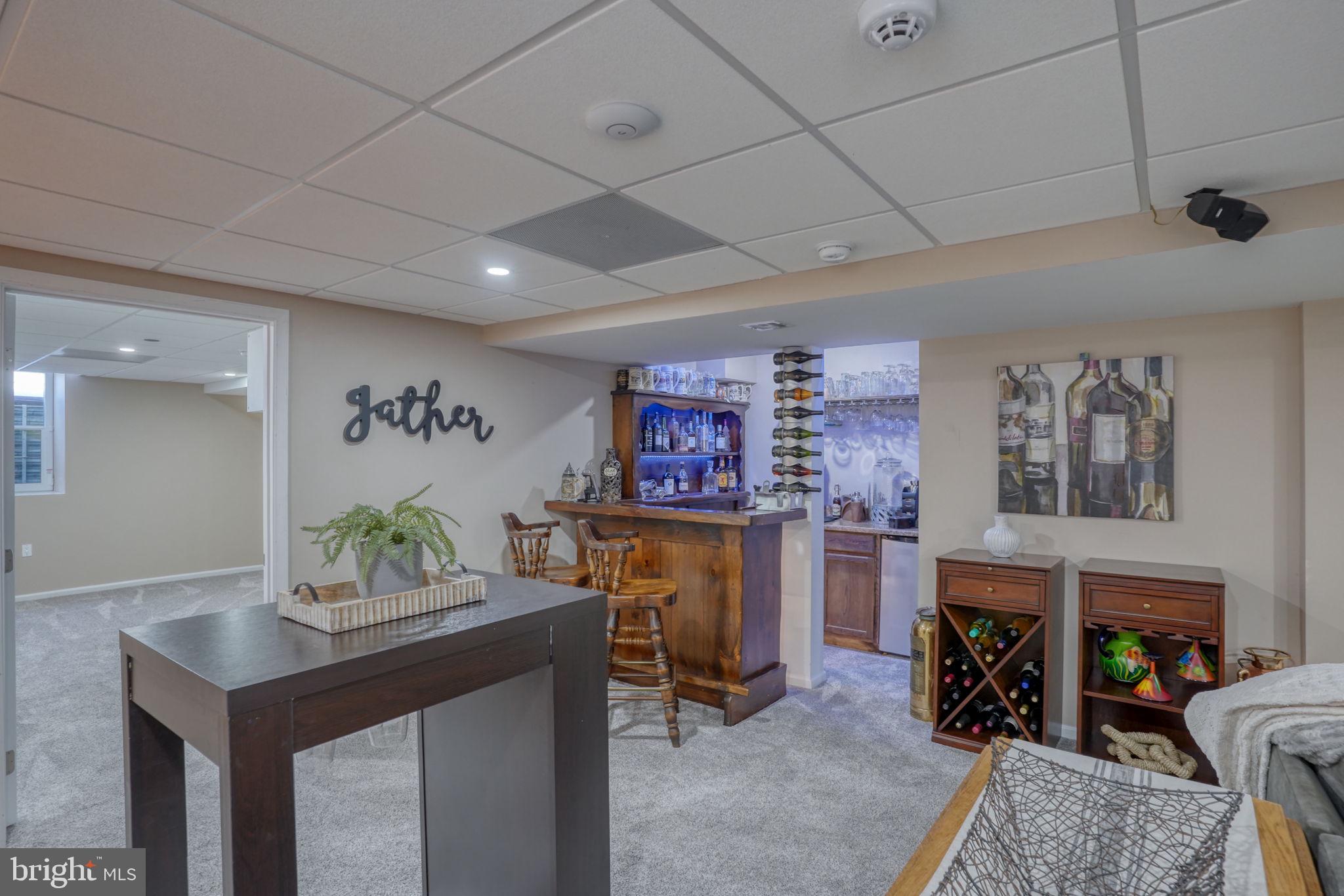 VILLAGE OF CHESTNU - Residential