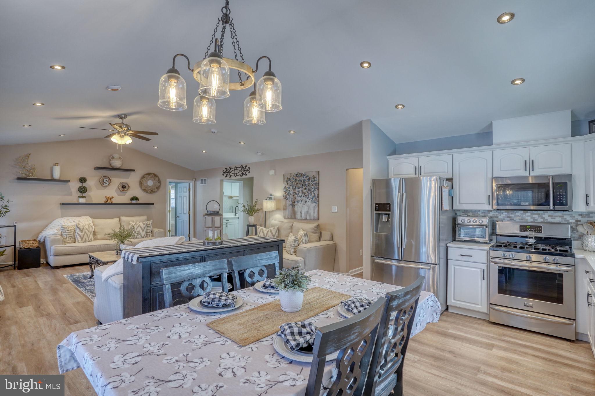 VILLAGE OF CHESTNU - Residential