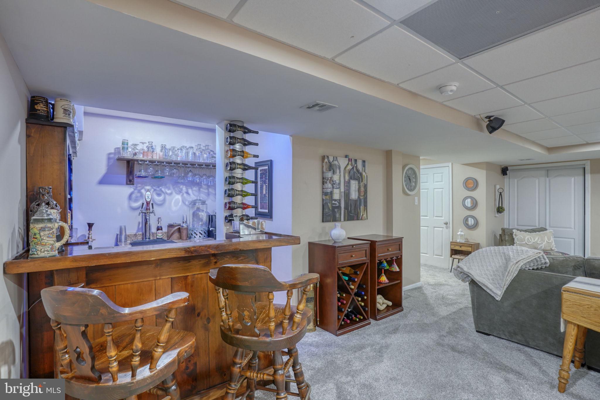 VILLAGE OF CHESTNU - Residential