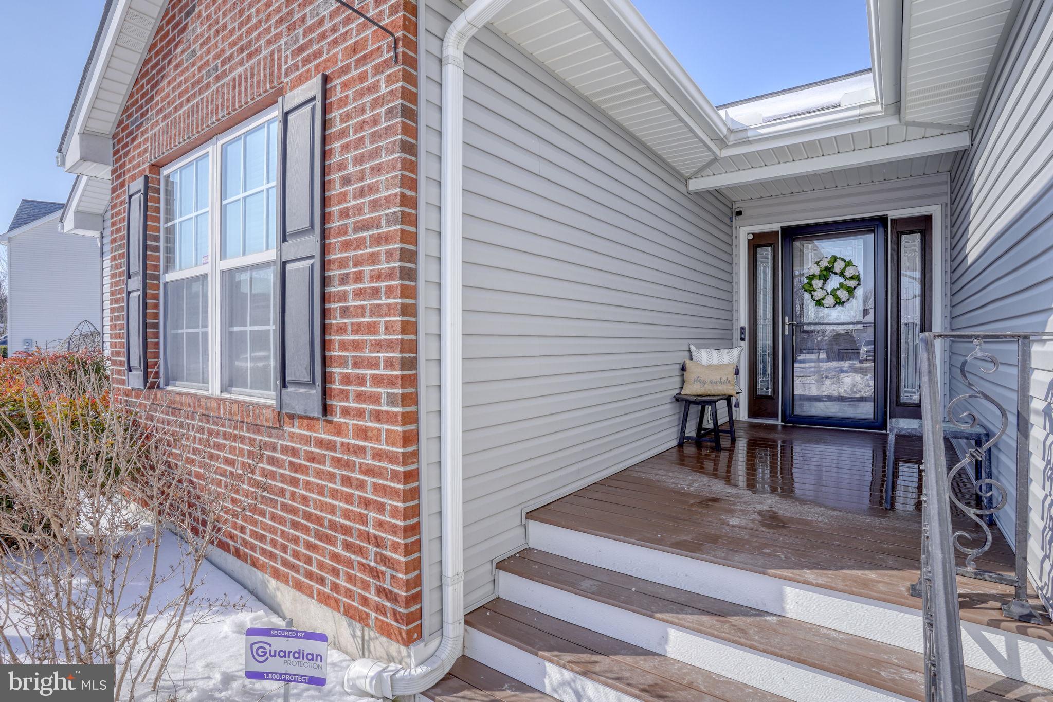 VILLAGE OF CHESTNU - Residential