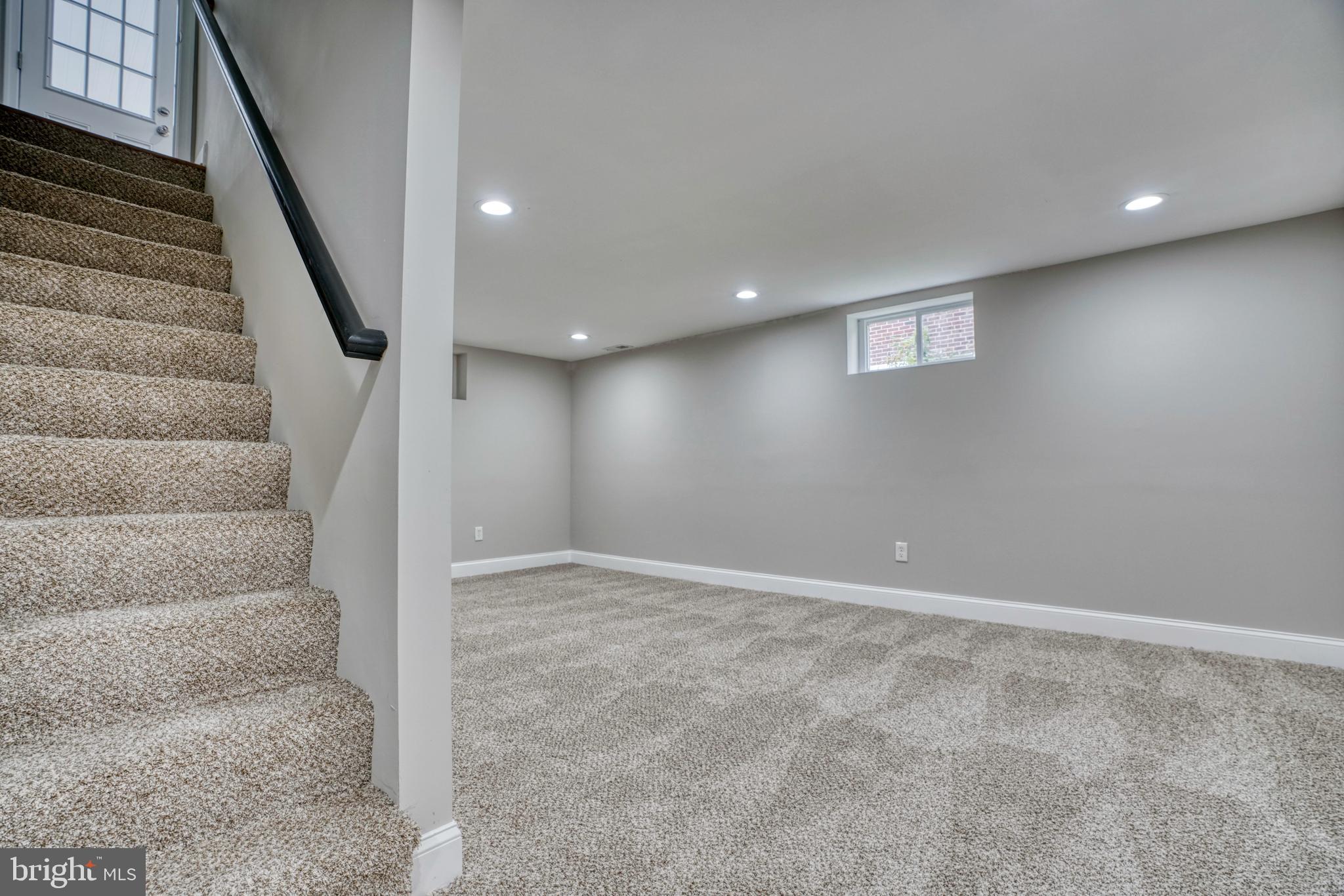 GARDENVILLE - Residential