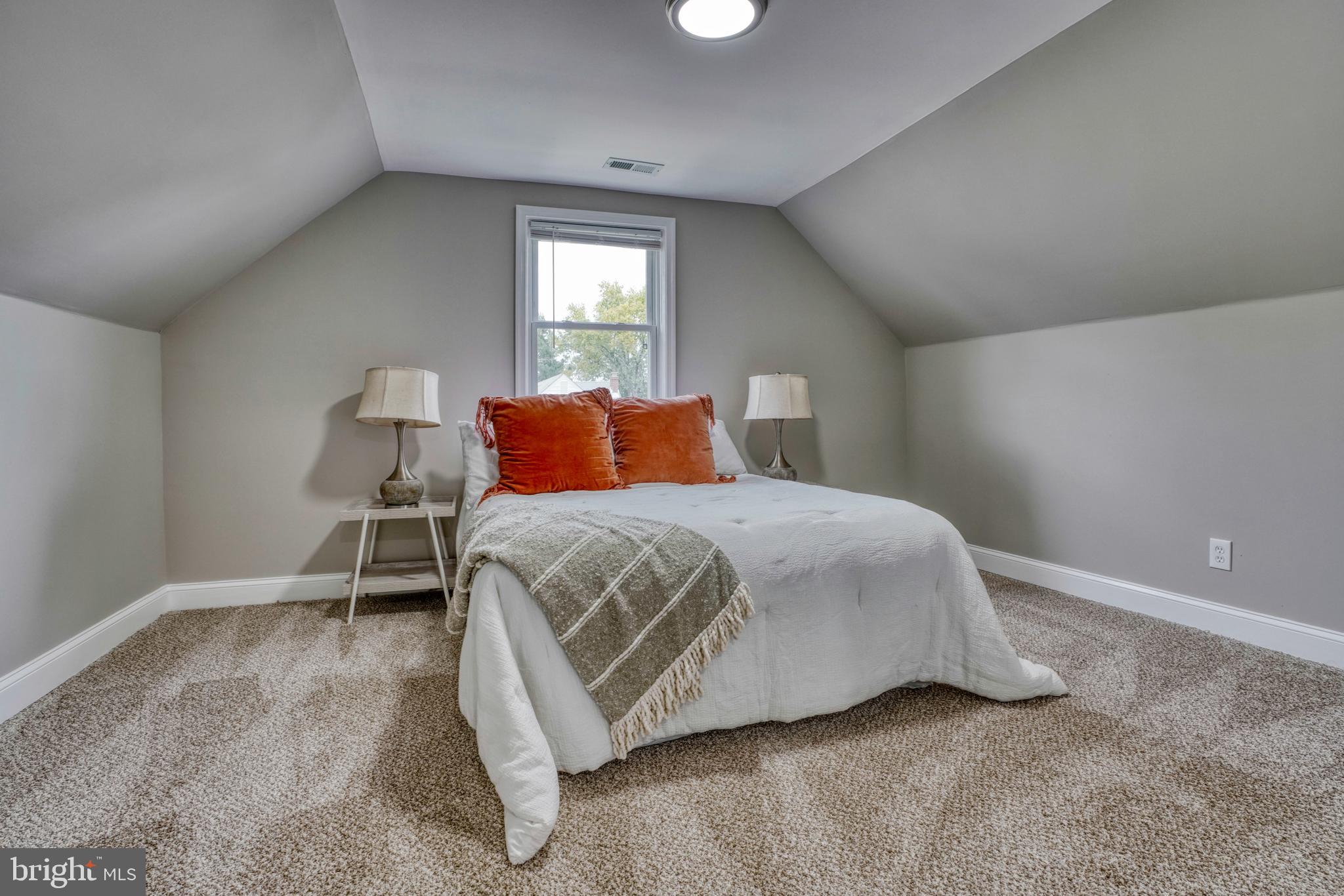 GARDENVILLE - Residential