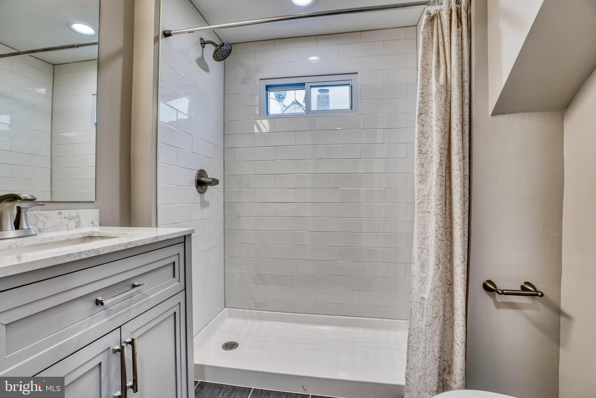 GARDENVILLE - Residential