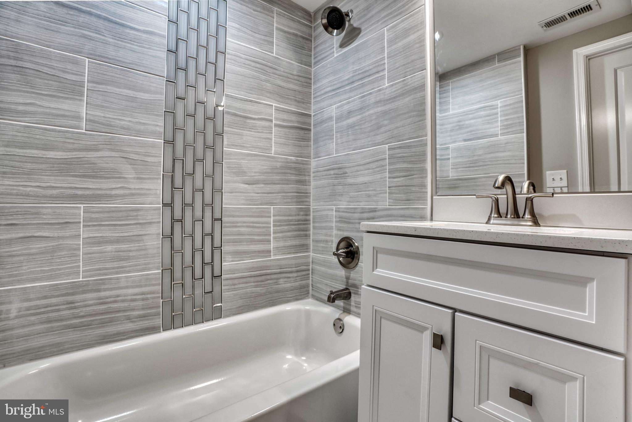 GARDENVILLE - Residential