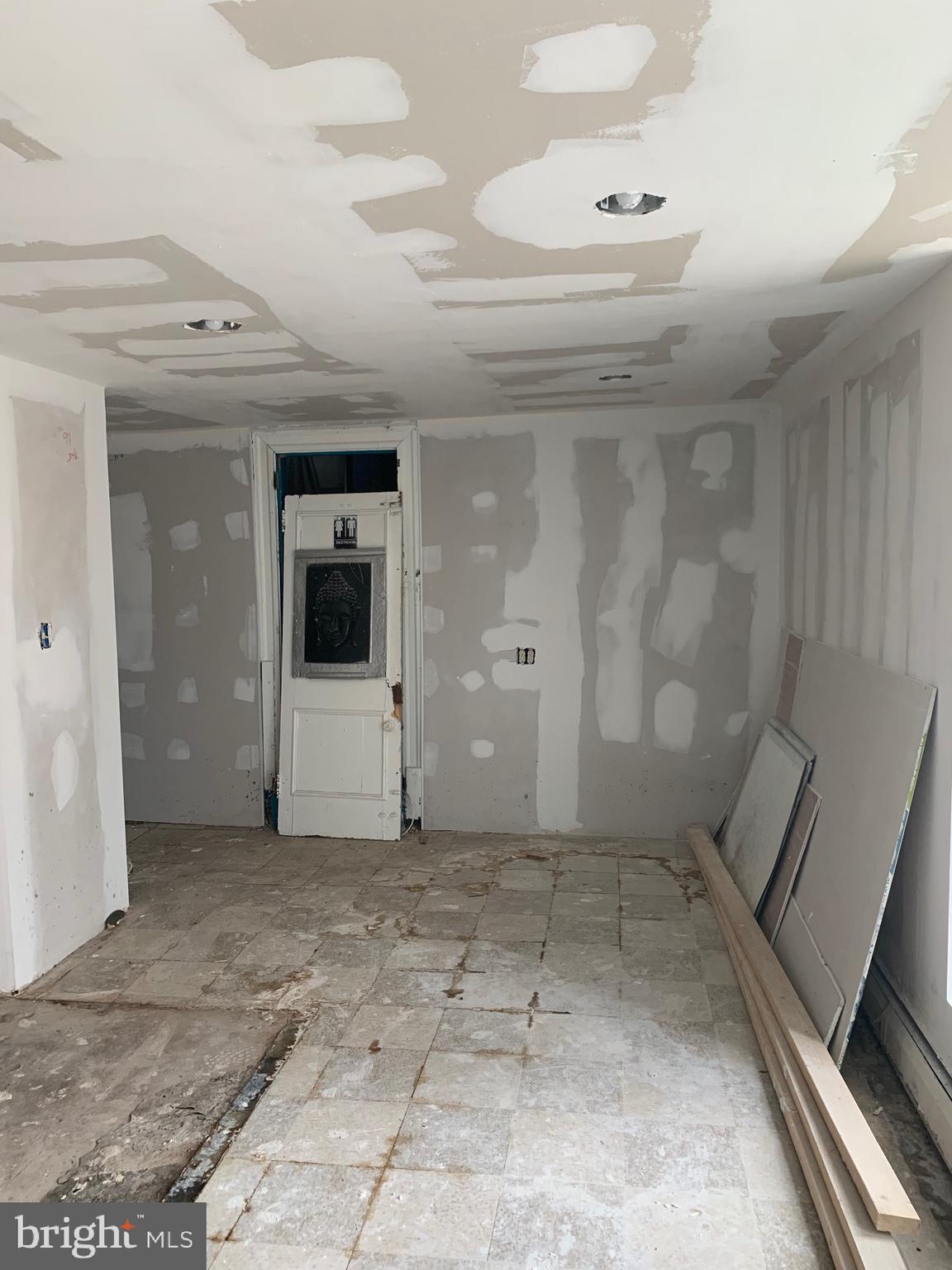 WINDSOR HILLS - Residential