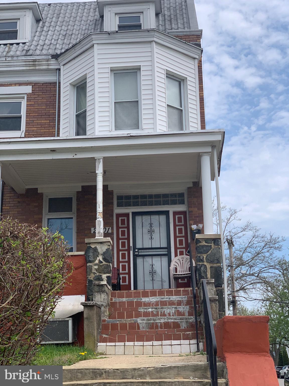 WINDSOR HILLS - Residential