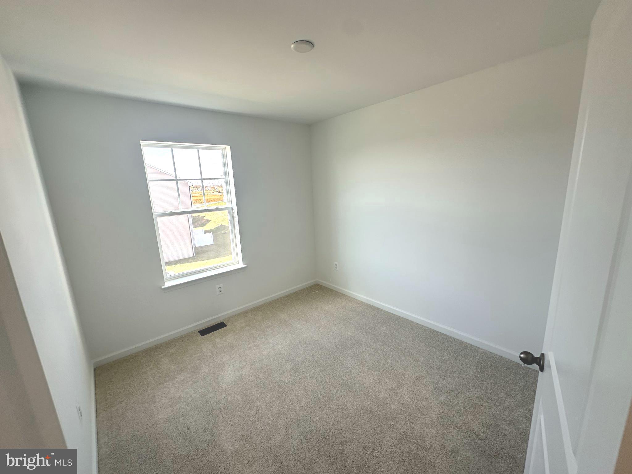 KING'S CROSSING - Residential