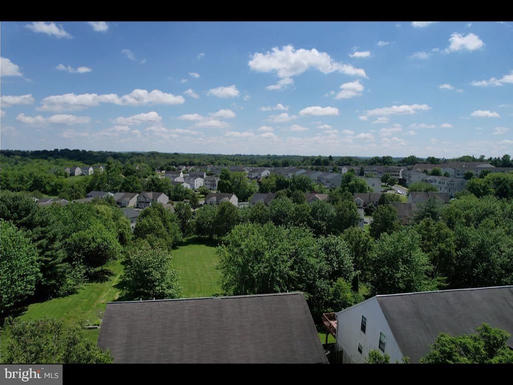 Photo of 1057 Sterling Place, Lancaster, PA 17603 (MLS # PALA2047960)