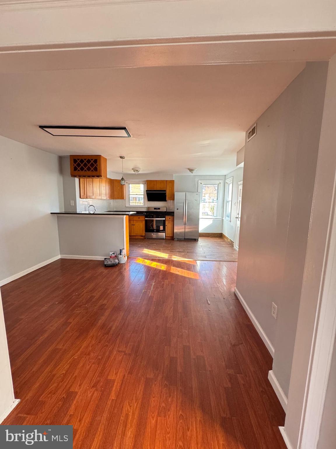 1407 FRIENDSHIP STREET