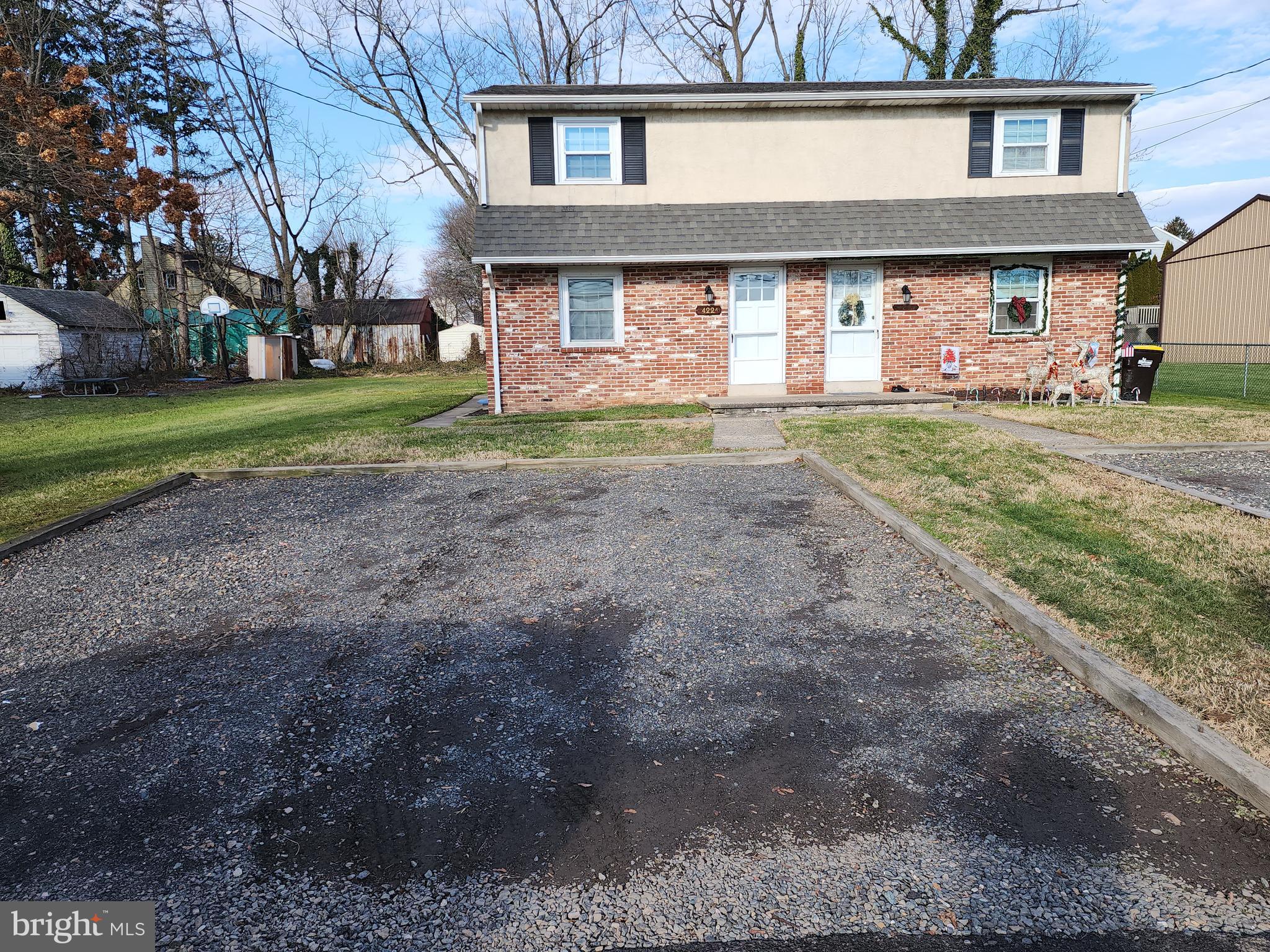 SAW MILL VALLEY - Residential Lease