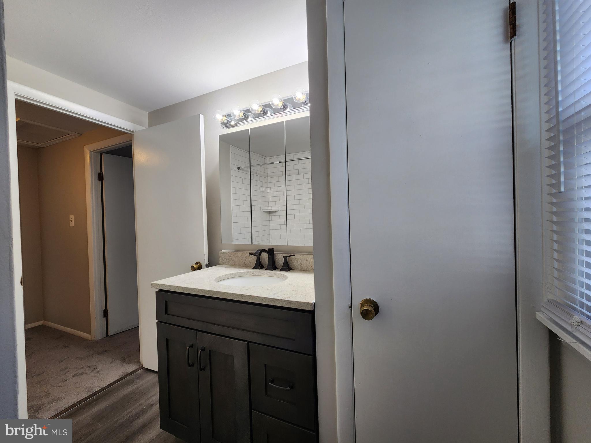 SAW MILL VALLEY - Residential Lease