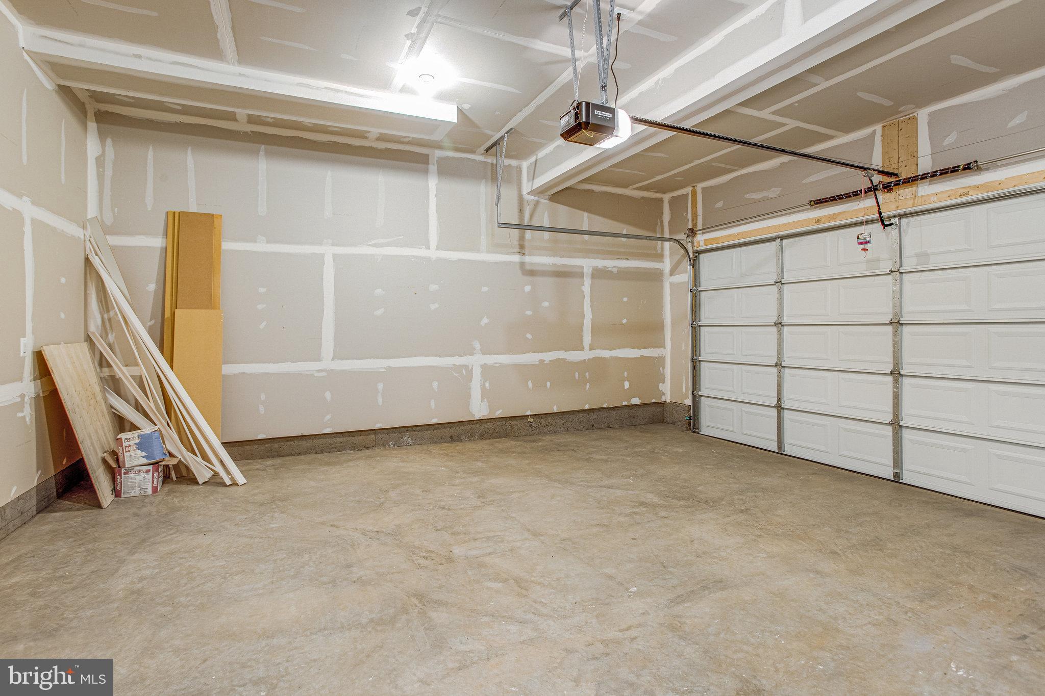 WILDERNESS SHORES - Residential