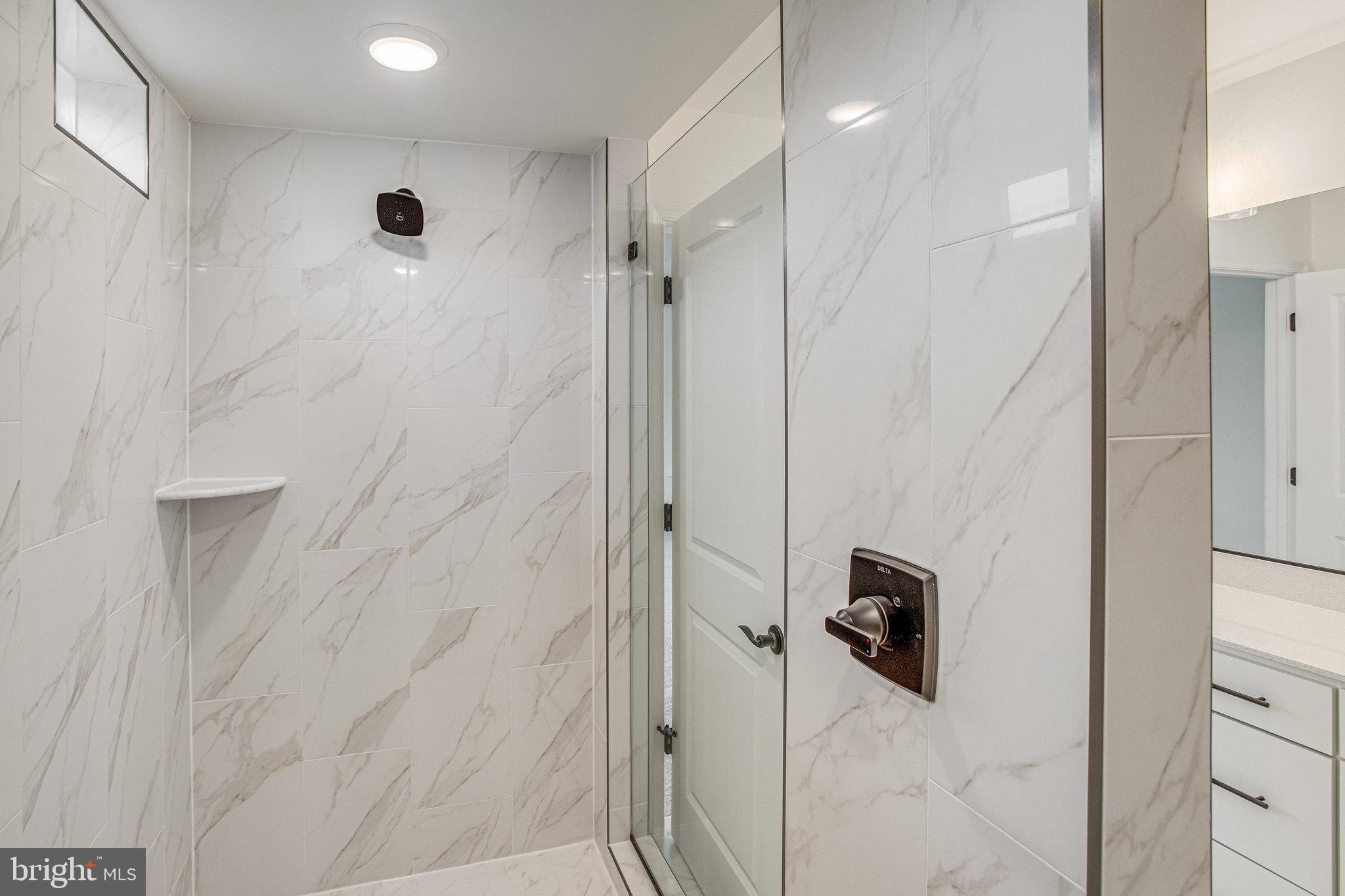 WILDERNESS SHORES - Residential