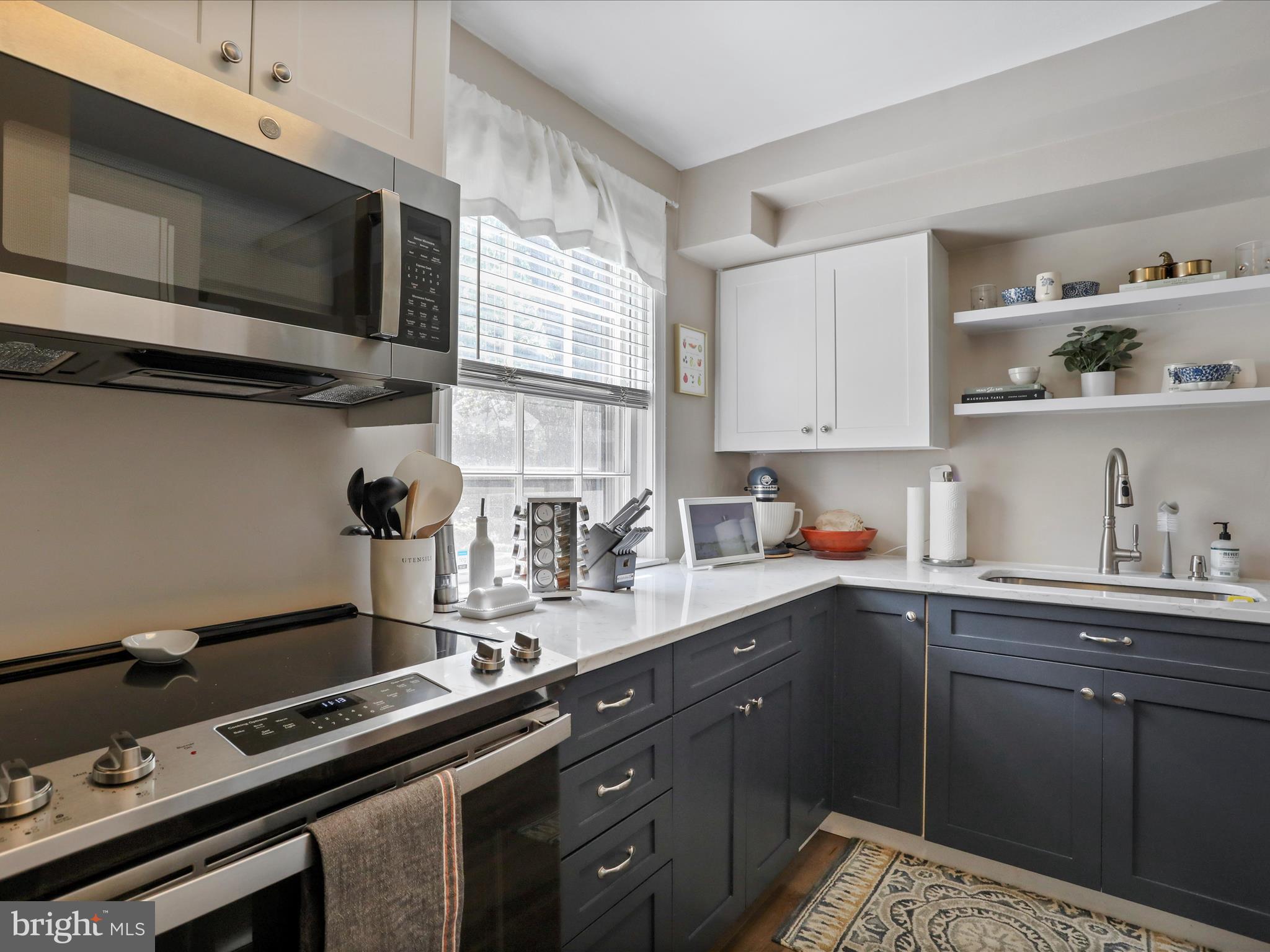 REGENT SQUARE - Residential