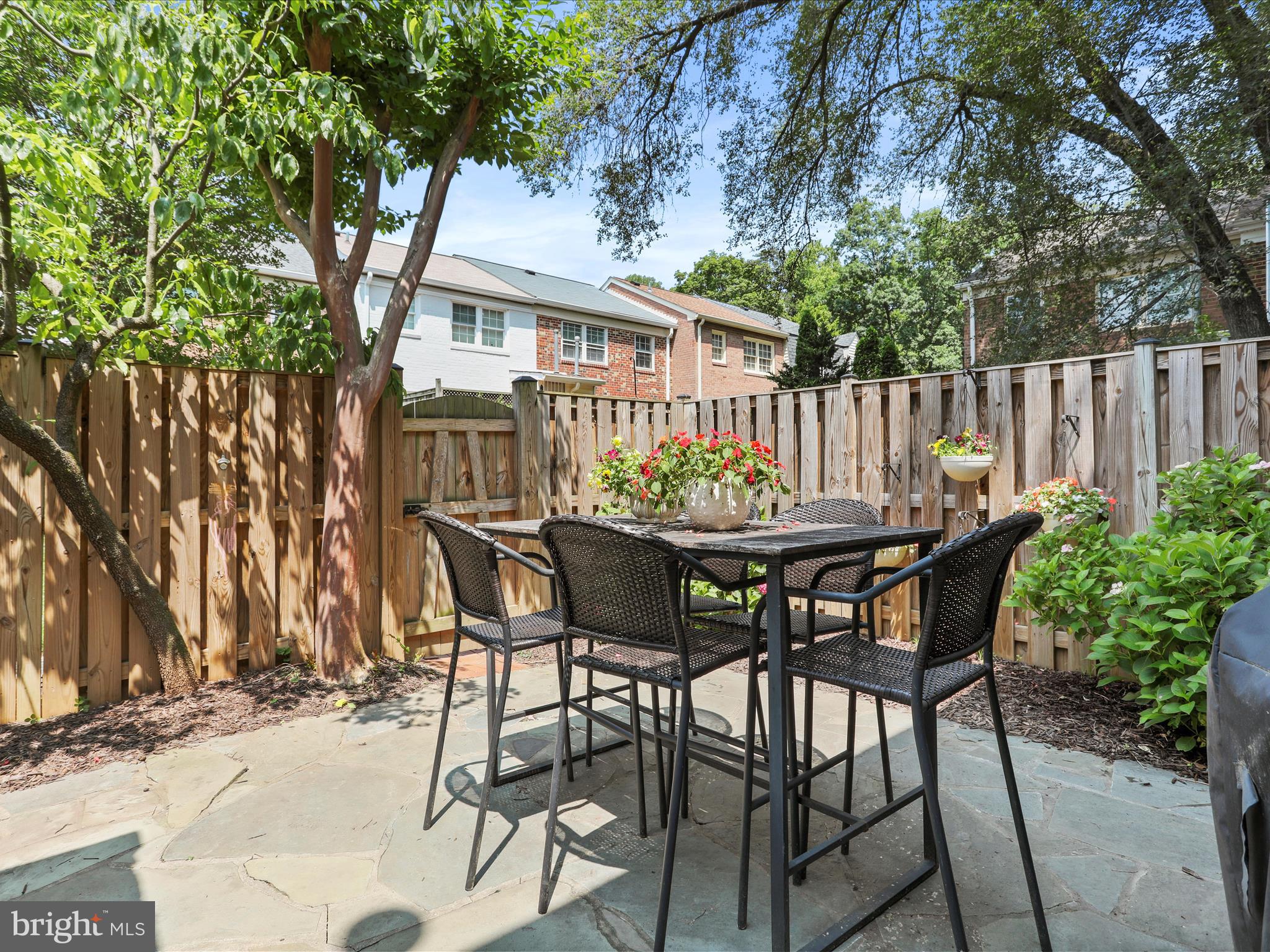 REGENT SQUARE - Residential