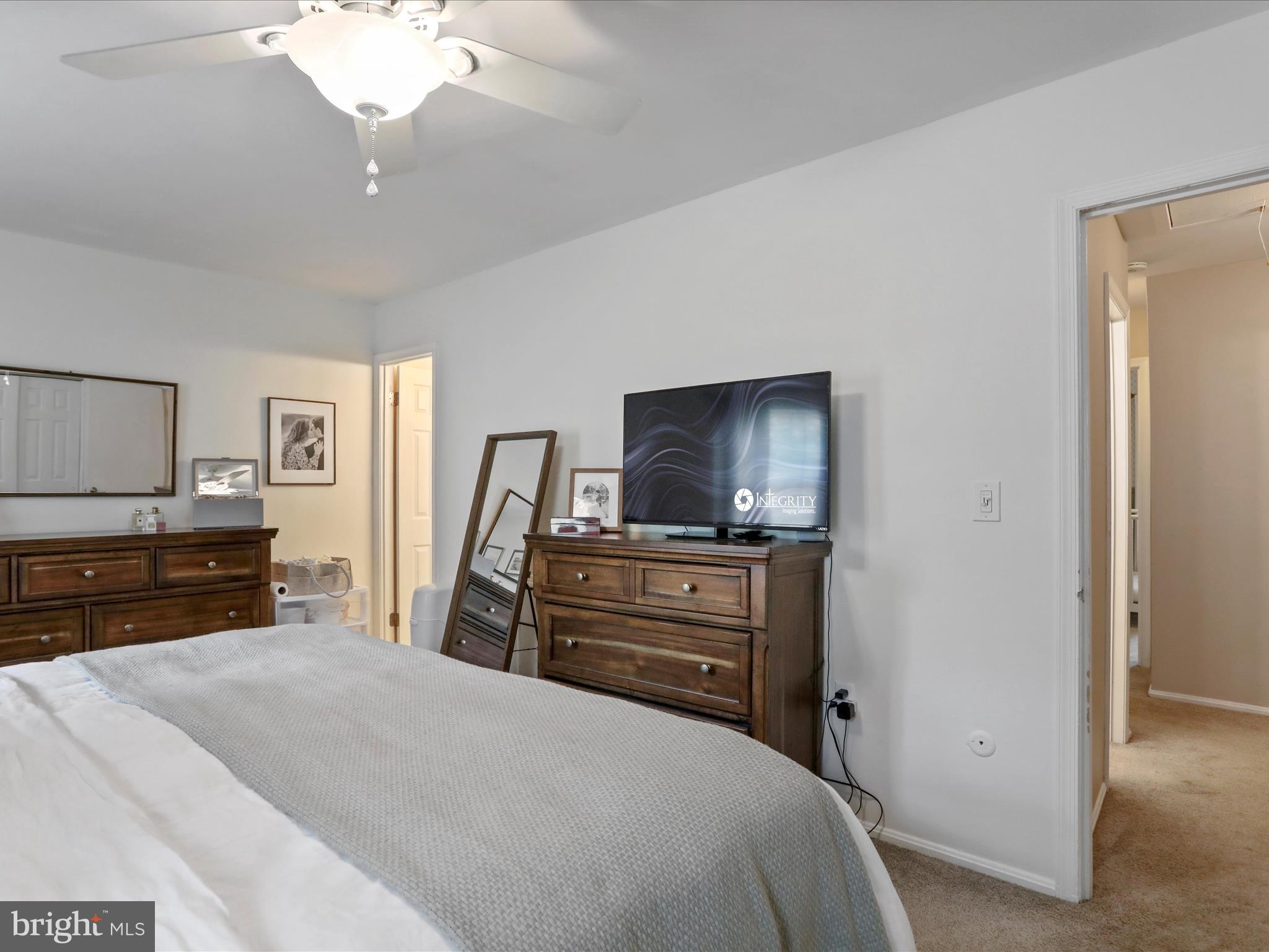 REGENT SQUARE - Residential