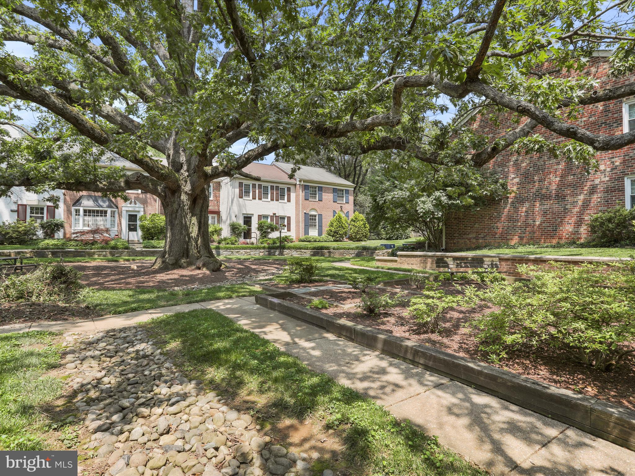 781 AZALEA DRIVE 31-781