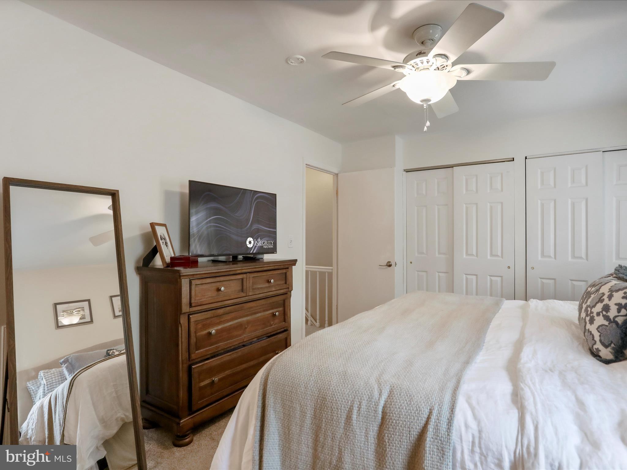 REGENT SQUARE - Residential