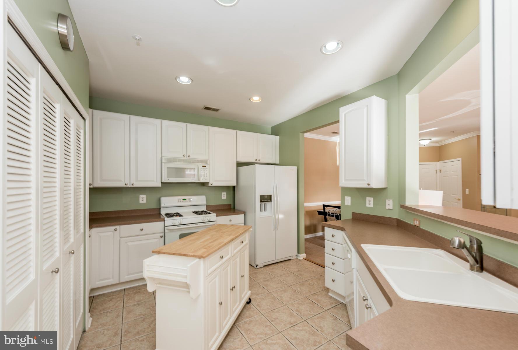 HEARTHSTONE AT TIMBERS - Residential