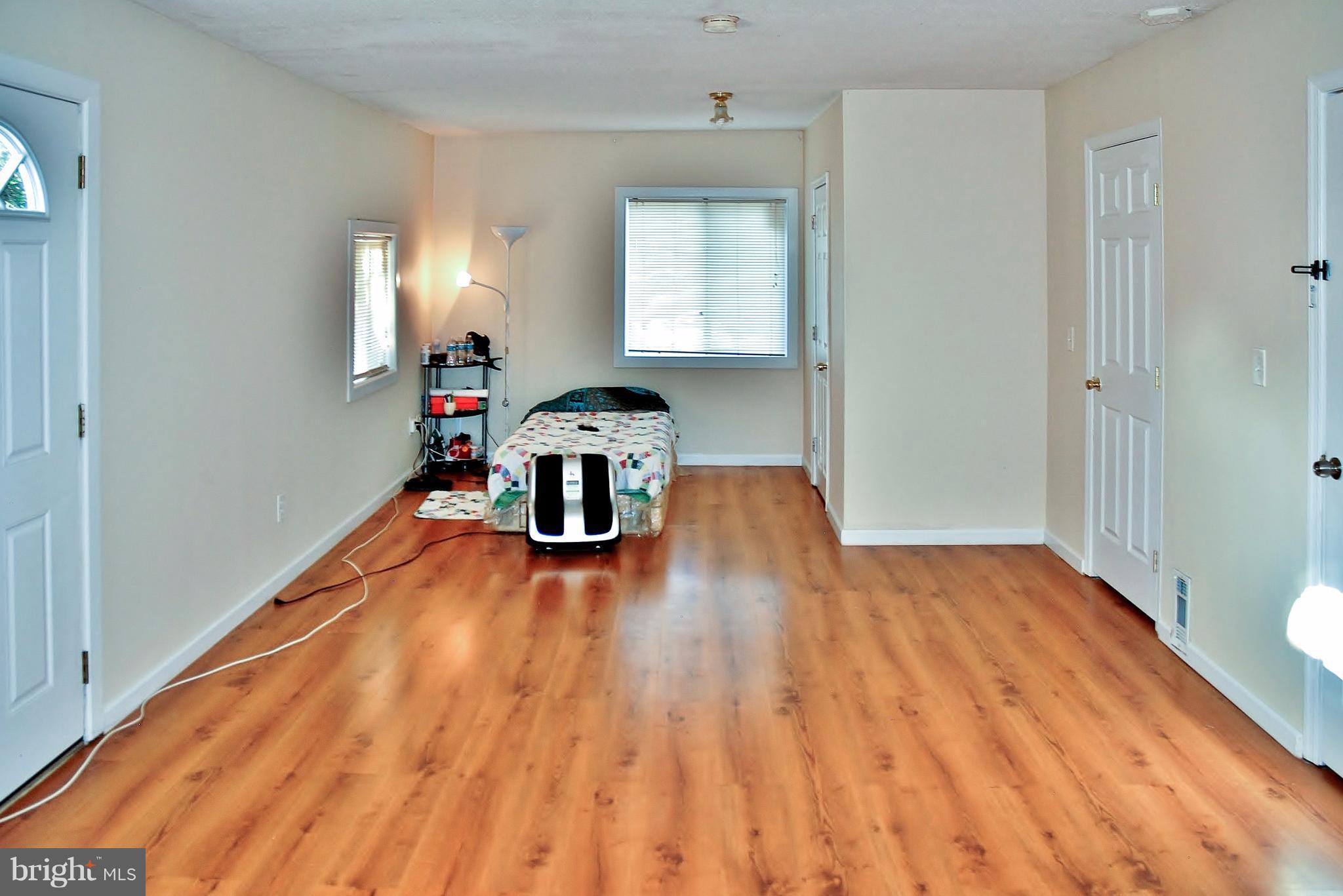 GREEN MEADOWS - Residential