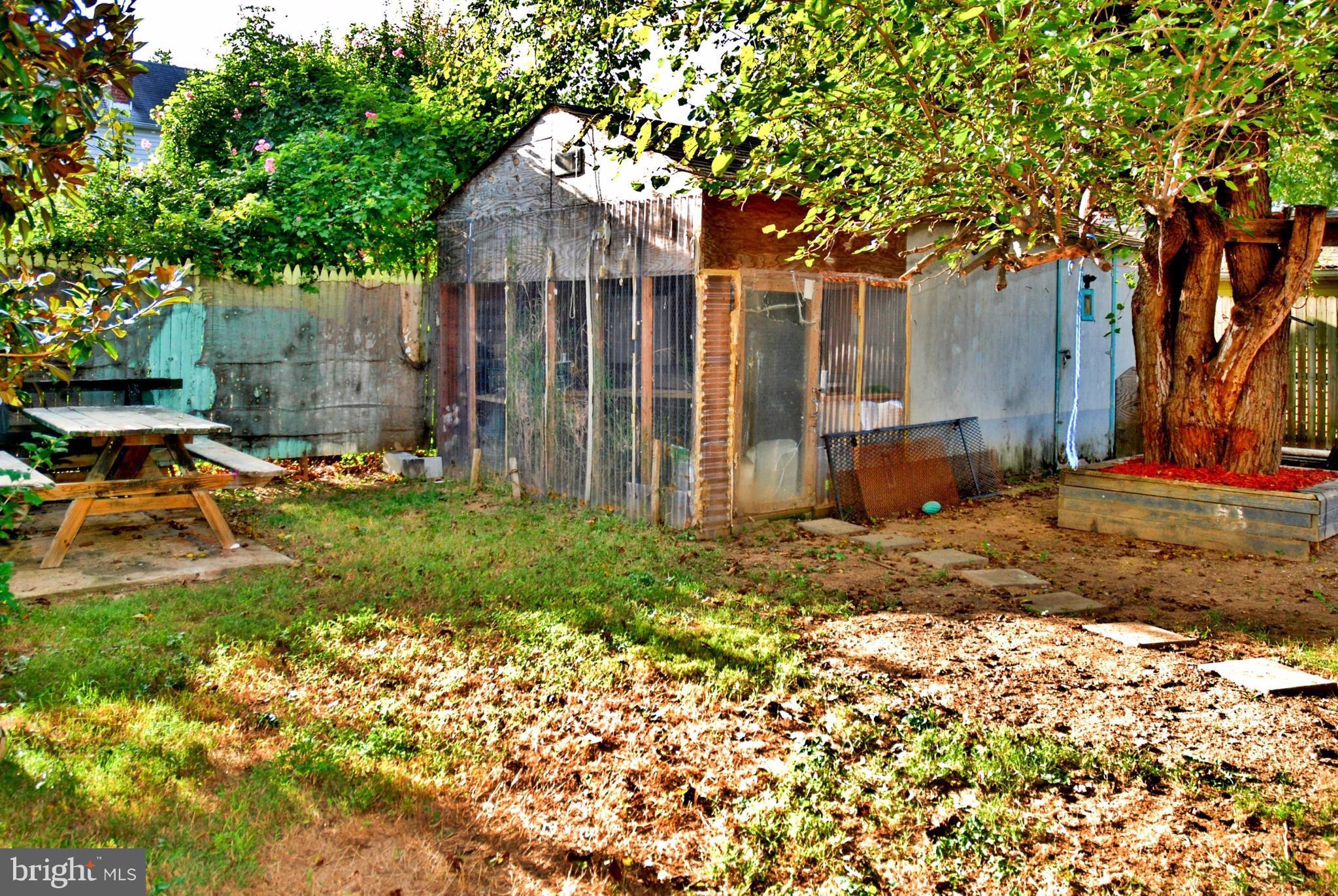 GREEN MEADOWS - Residential