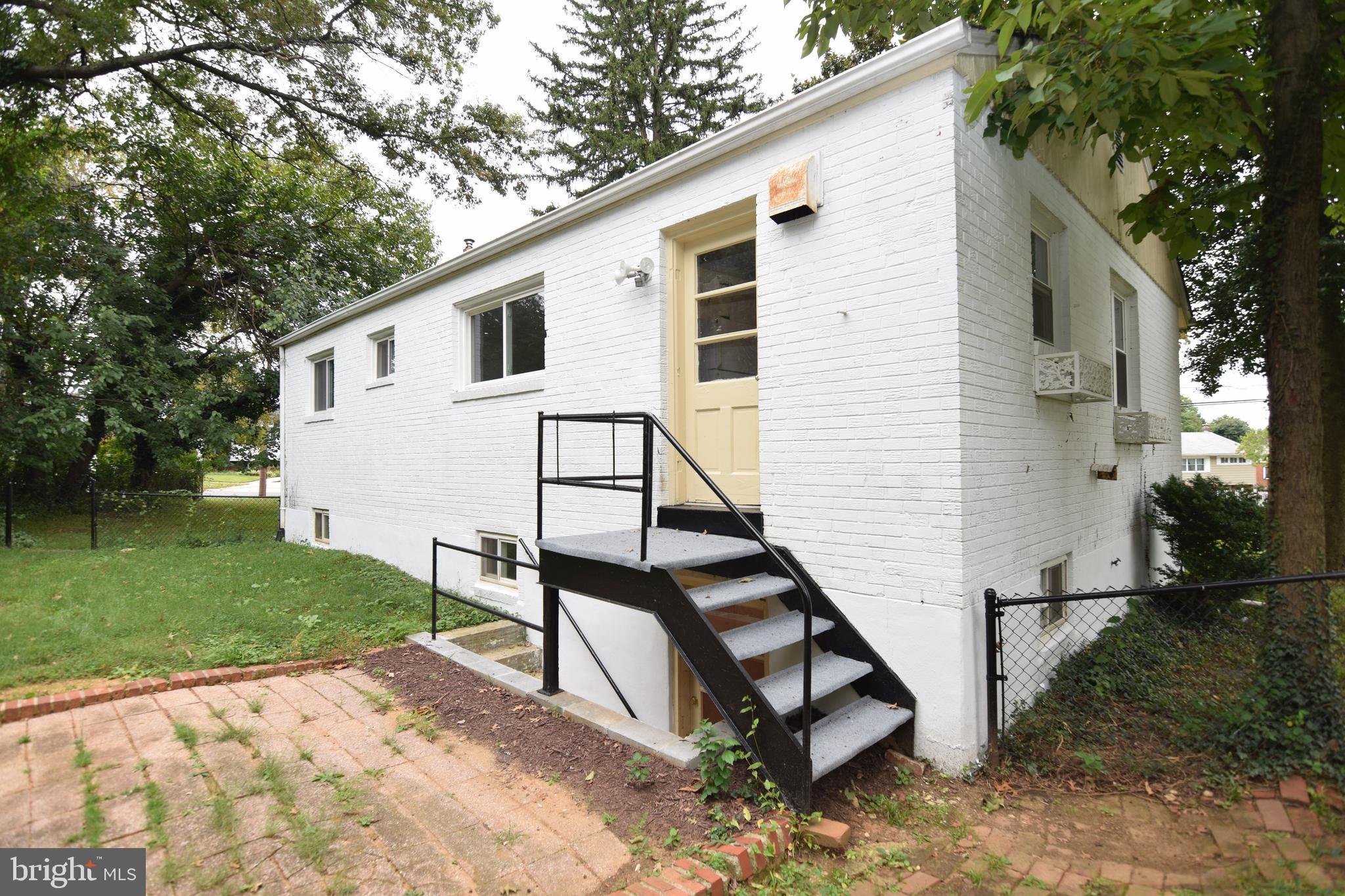 13601 ATHANIA STREET