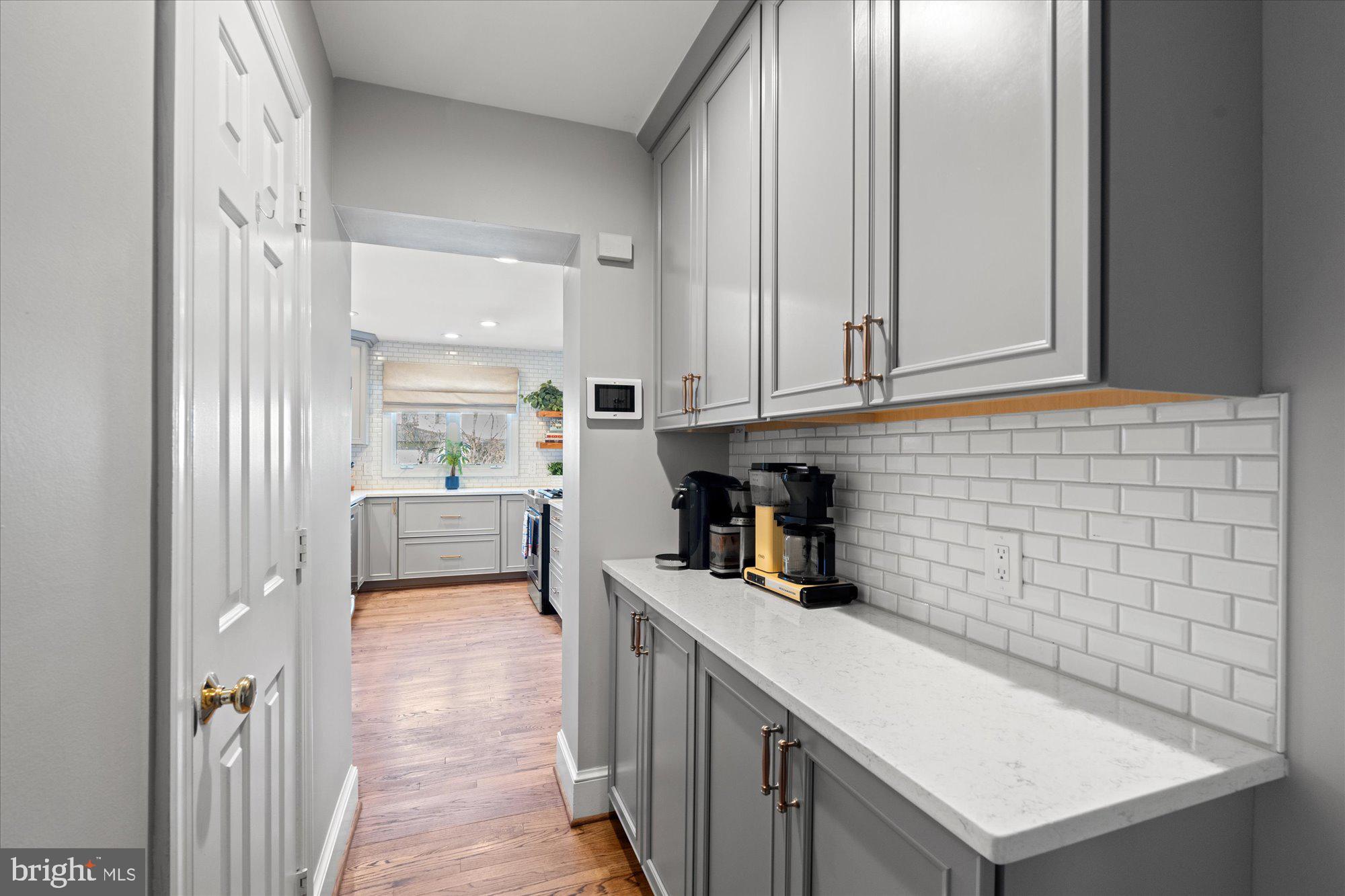 BEVERLEY HILLS - Residential