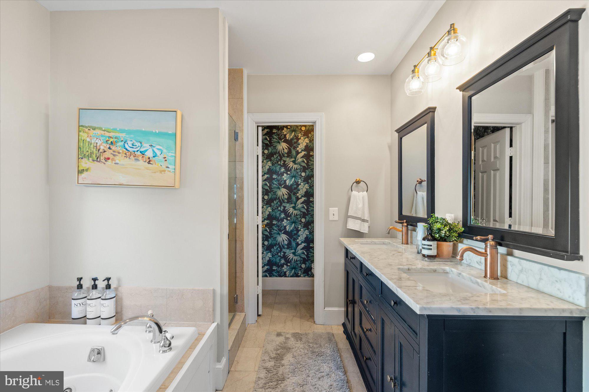 BEVERLEY HILLS - Residential