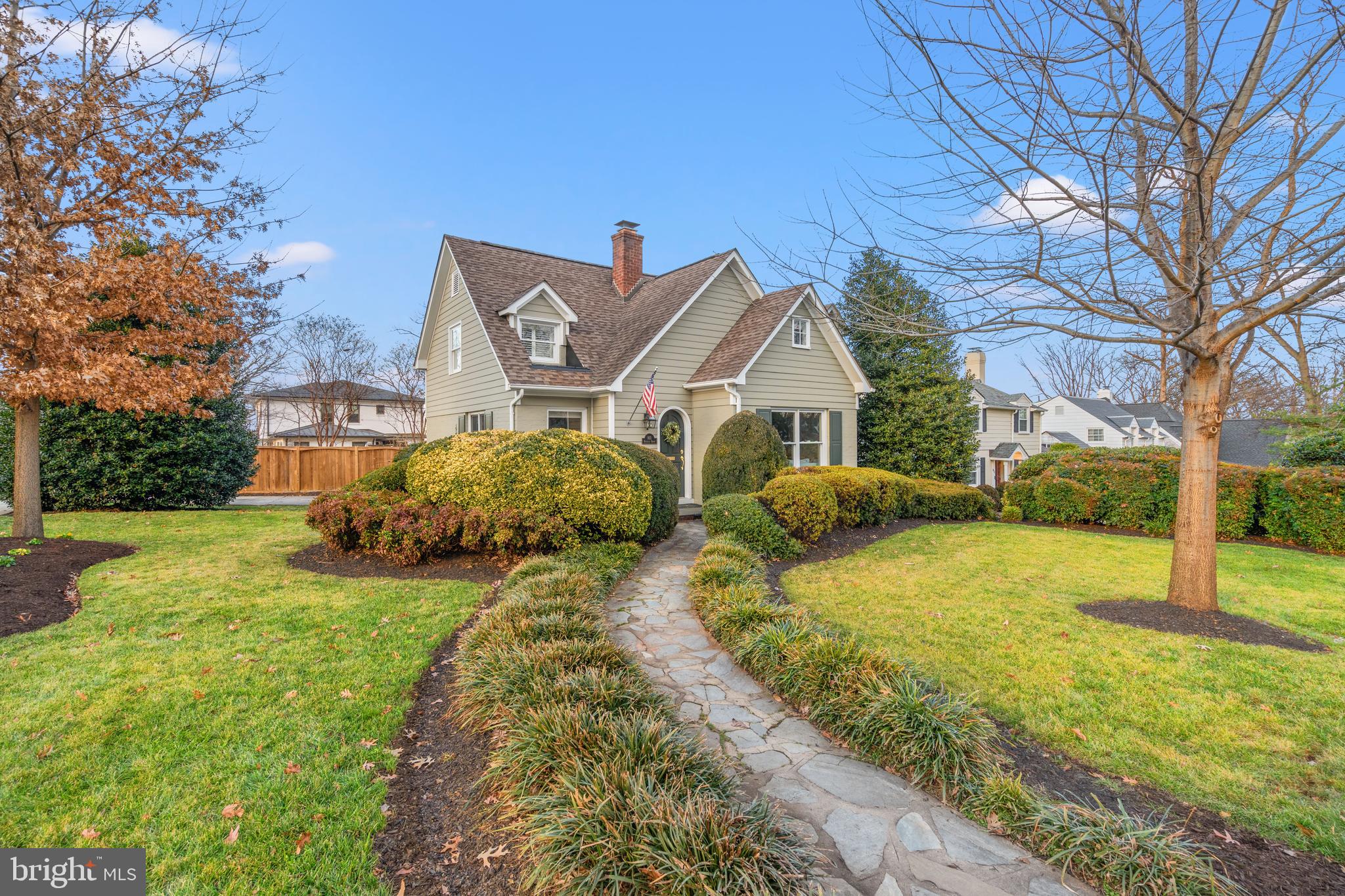 BEVERLEY HILLS - Residential