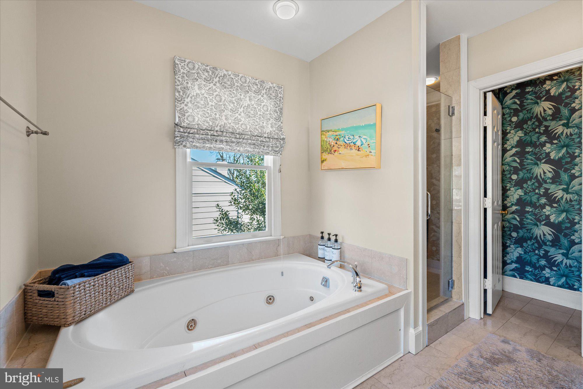 BEVERLEY HILLS - Residential